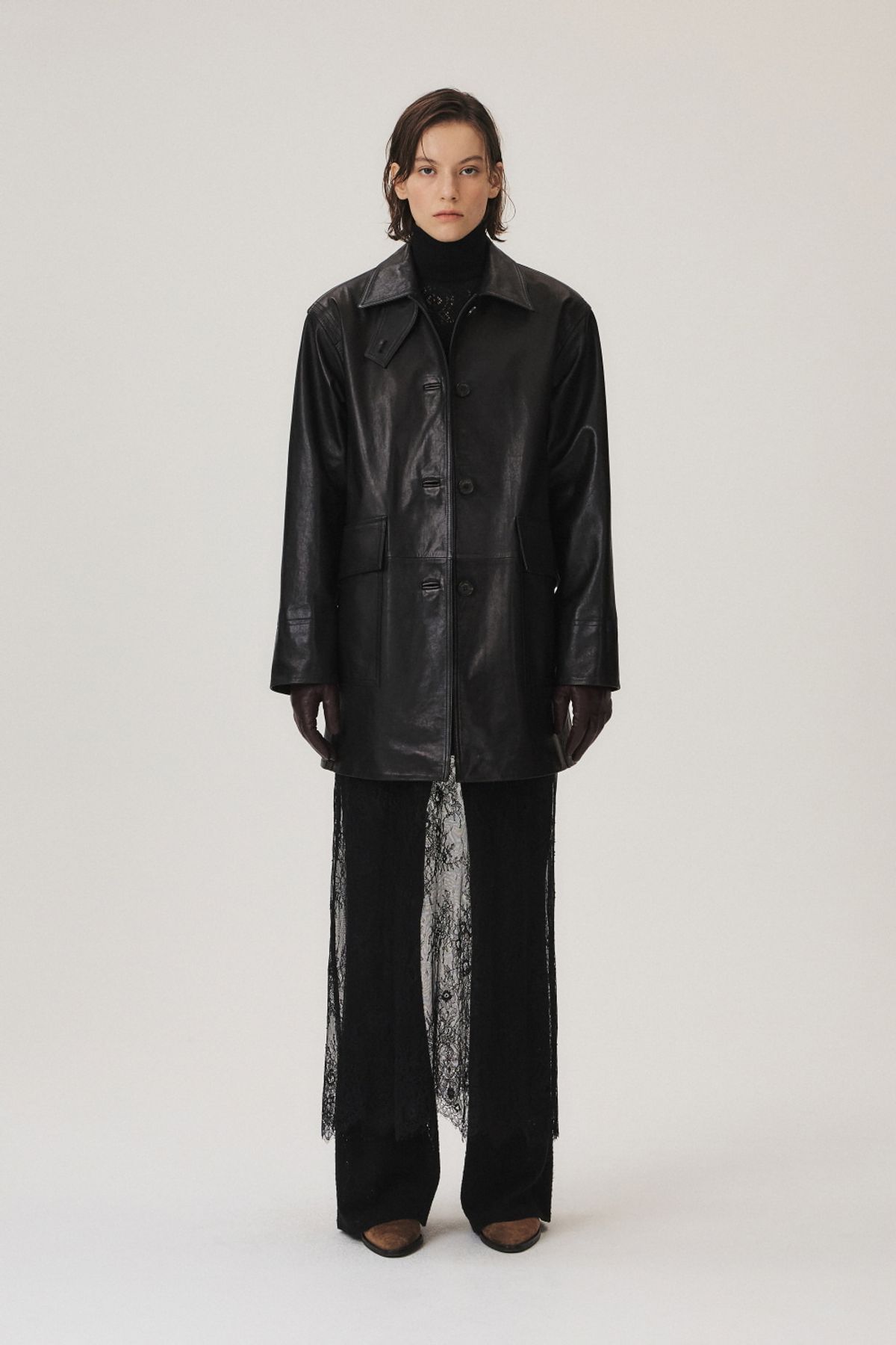 쿠메(KUMÉ) Napa Leather Half Coat, Black