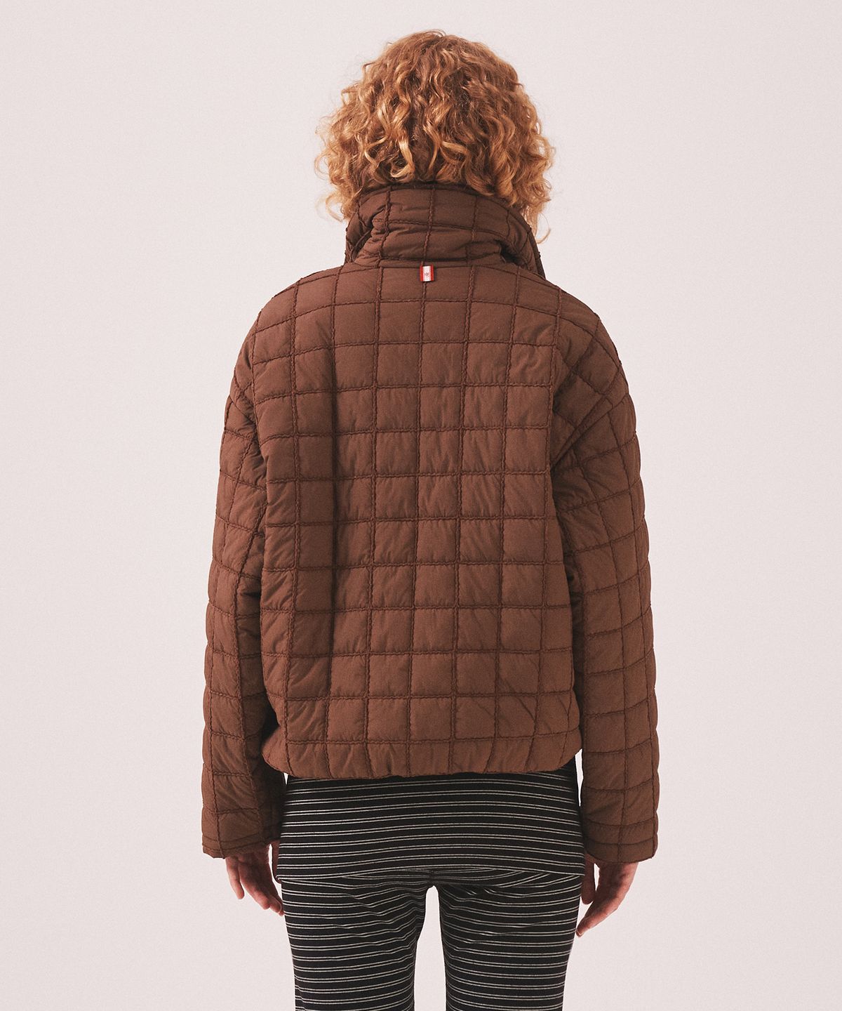 미나수(MENASOO) MNS Short Puffer Jacket_Brown