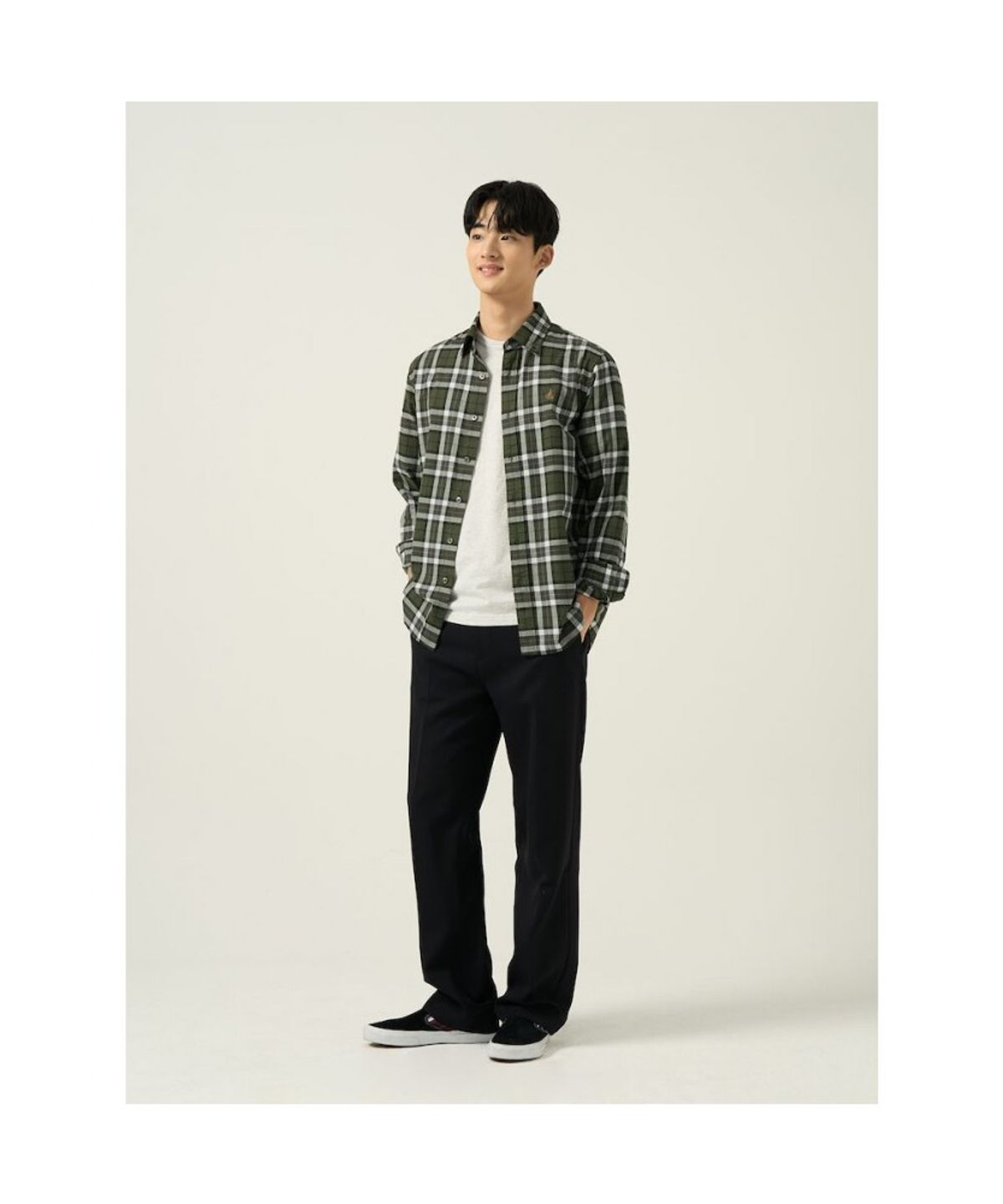 빈폴 멘(BEANPOLE MEN) 울 혼방 세미와이드 슬랙스  블랙