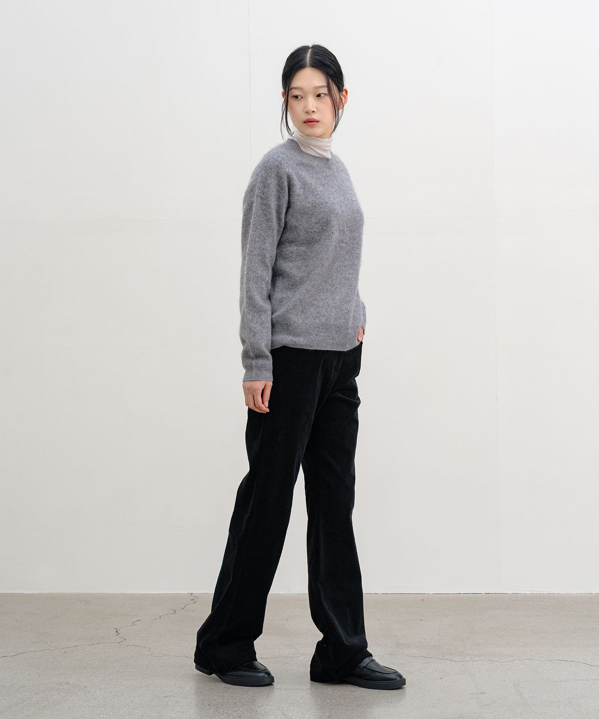 클루니(CLUNY) Fluffy Cashmere Wool Knit - Light Gray