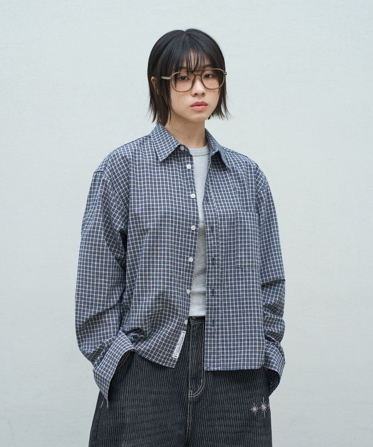 슈퍼서브(SUPERSUB) UNISEX 크롭 체크 긴팔 셔츠 - 네이비