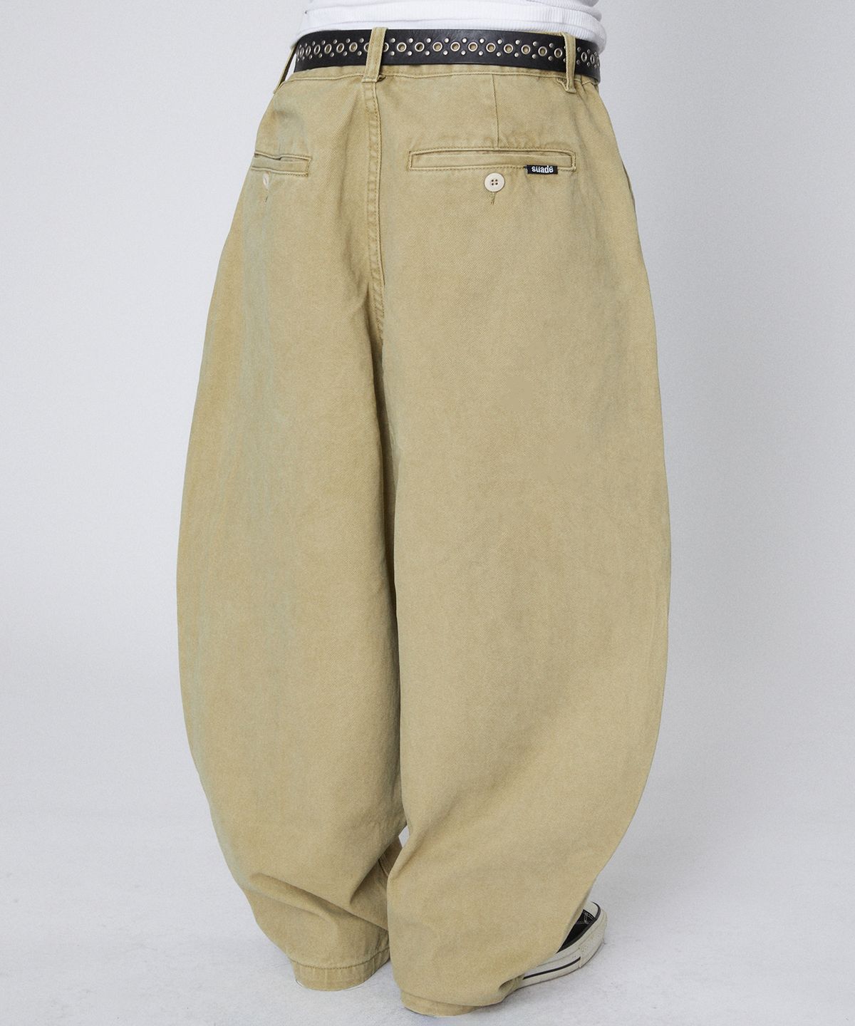 스웨이드(SUADE) WIDE CHINO PANTS [KHAKI]