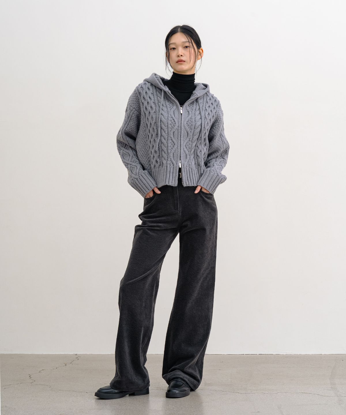클루니(CLUNY) Cable two way knit zipup cardigan - gray
