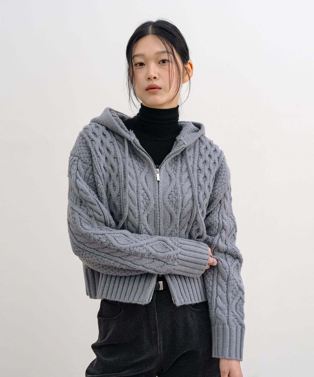 클루니(CLUNY) Cable two way knit zipup cardigan - gray