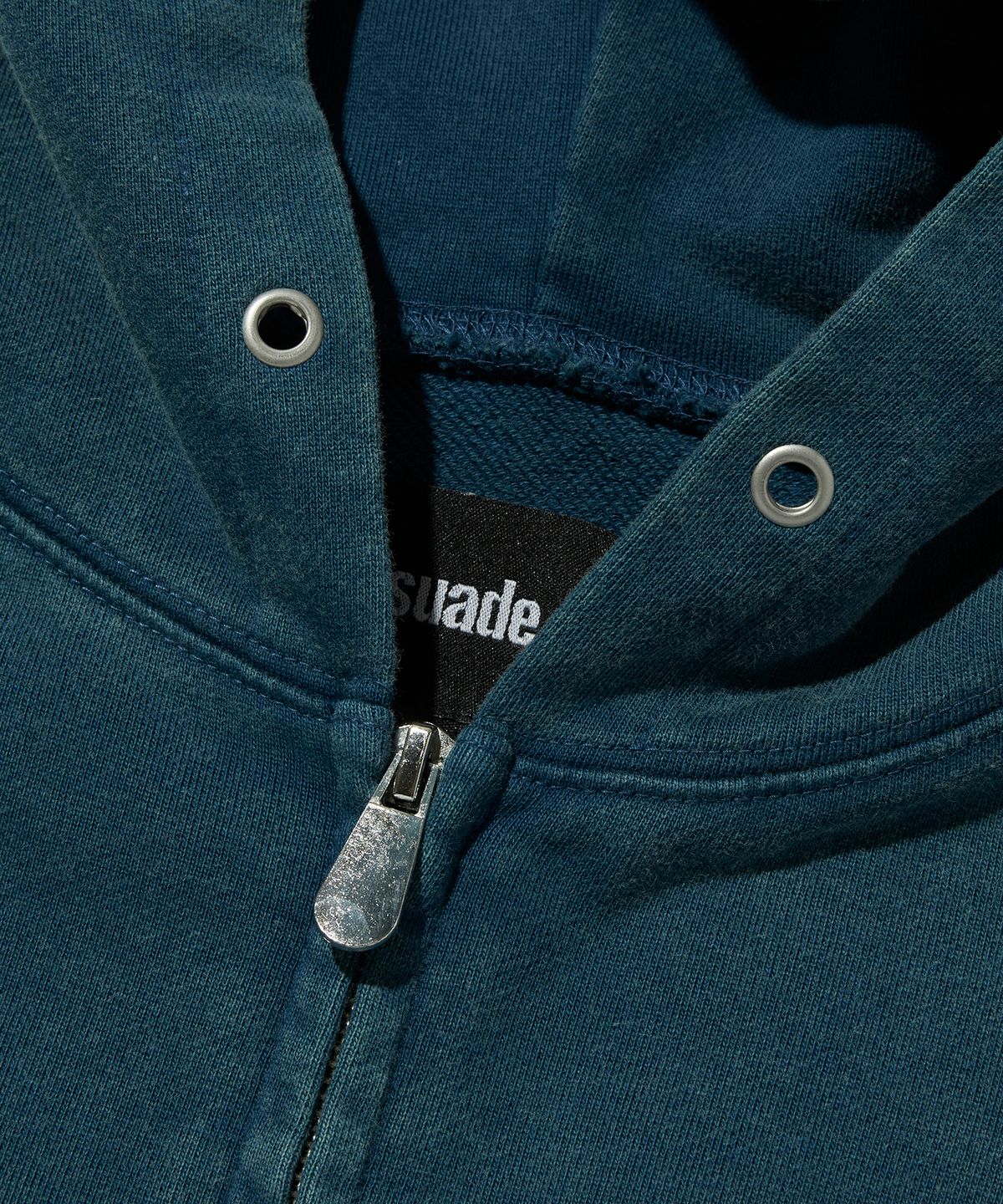 스웨이드(SUADE) CROPPED WASHED HOOD ZIP UP [DEEP GREEN]