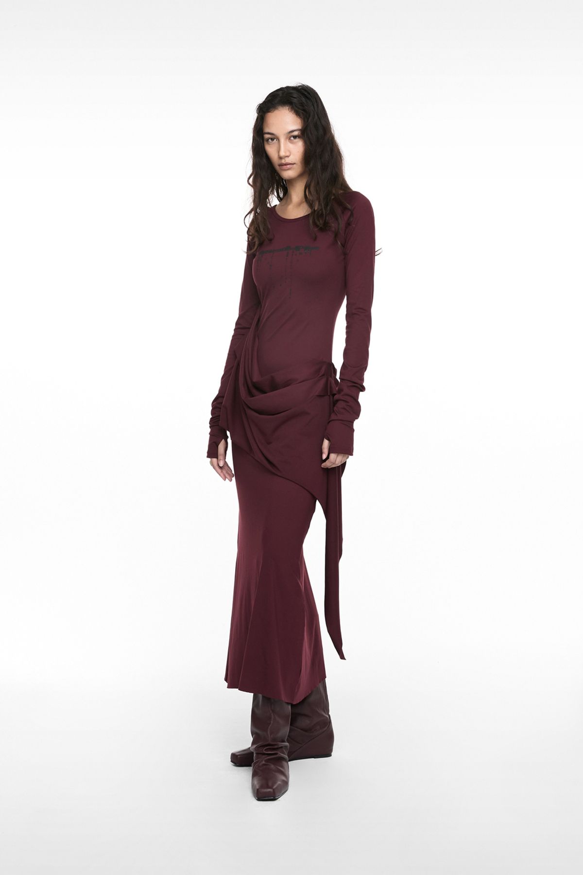나체(NACHE) DROP MAXI DRESS BURGUNDY