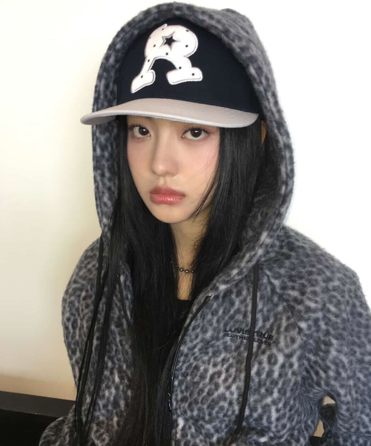 러브이즈트루(LUVISTRUE) GT R LOGO CAP(NAVY)