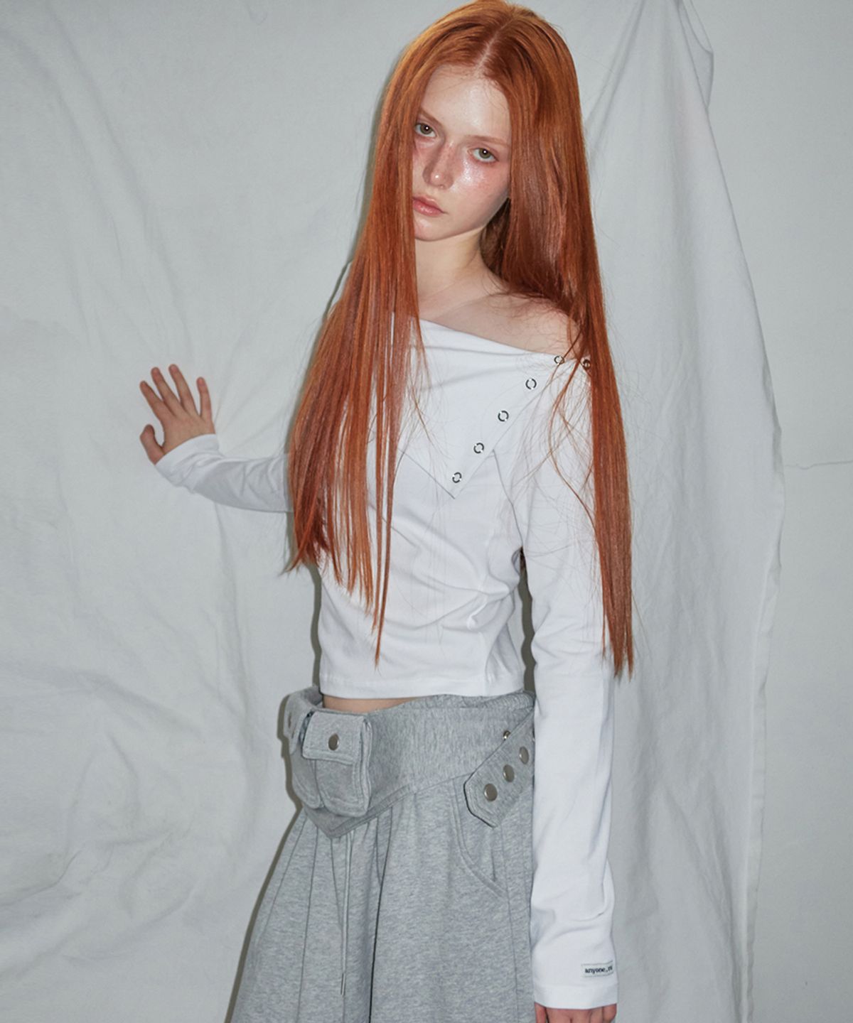 렌세(RENSE) Snap Off Long Sleeve Tee White
