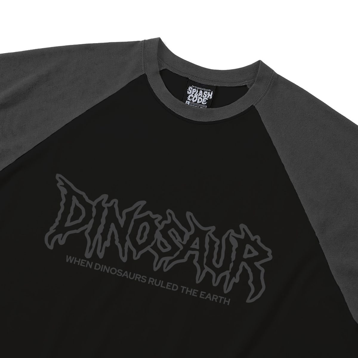 스플래시코드(SPLASHCODE) 래글런 롱슬리브 블랙 - 다이노소어(Dinosaur)