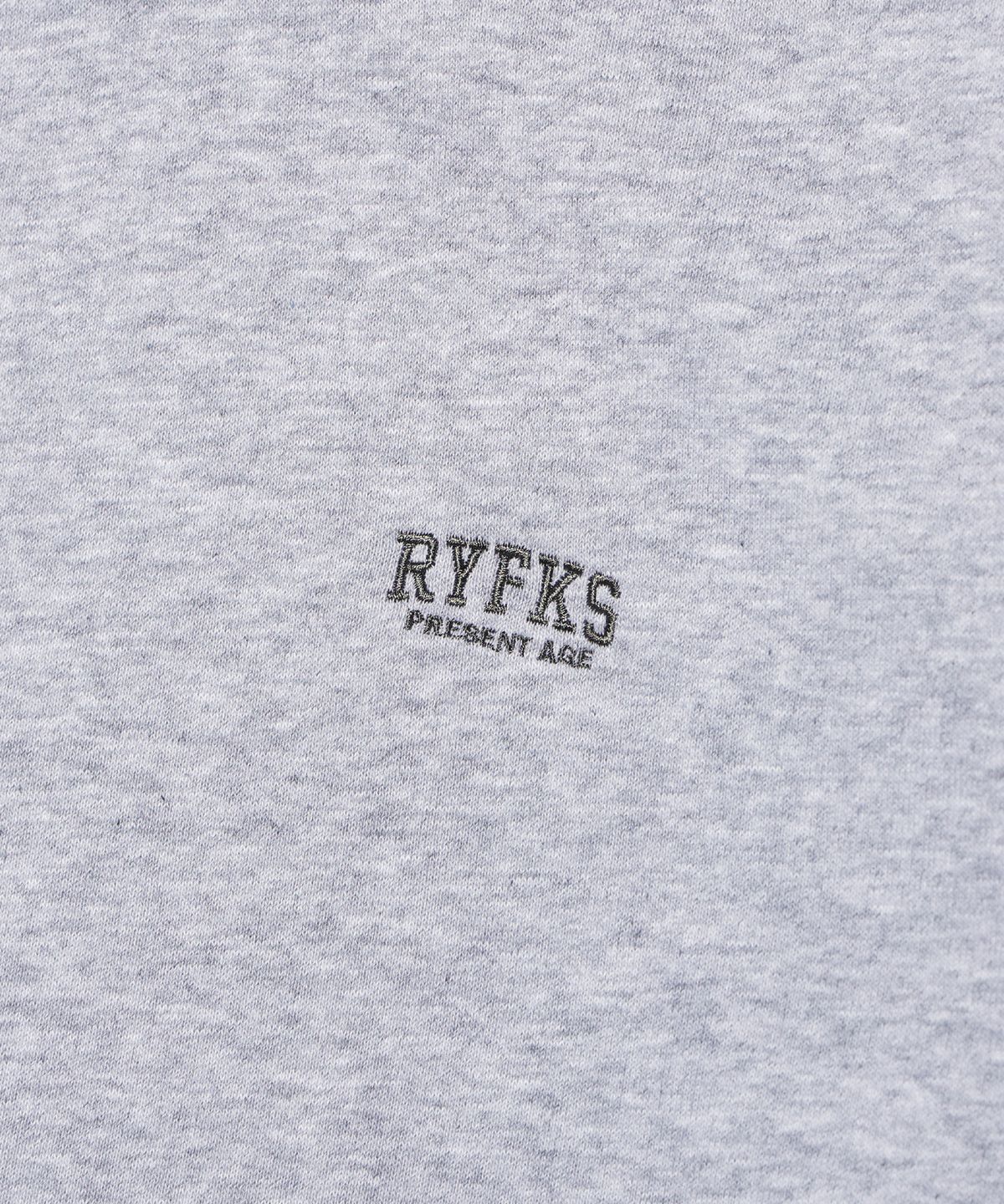 레이피커스(RAYFIKERS) 시그니처 스몰 로고 맨투맨 MQ6TU135_MELANGE GREY