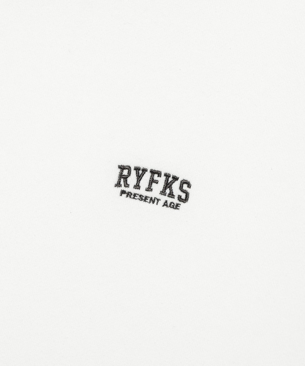 레이피커스(RAYFIKERS) 시그니처 스몰 로고 맨투맨 MQ6TU135_OFF WHITE