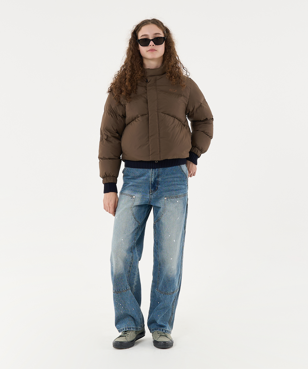 에이카화이트(AECA) AECA CURVED SHORT PUFFER JUMPER-BROWN