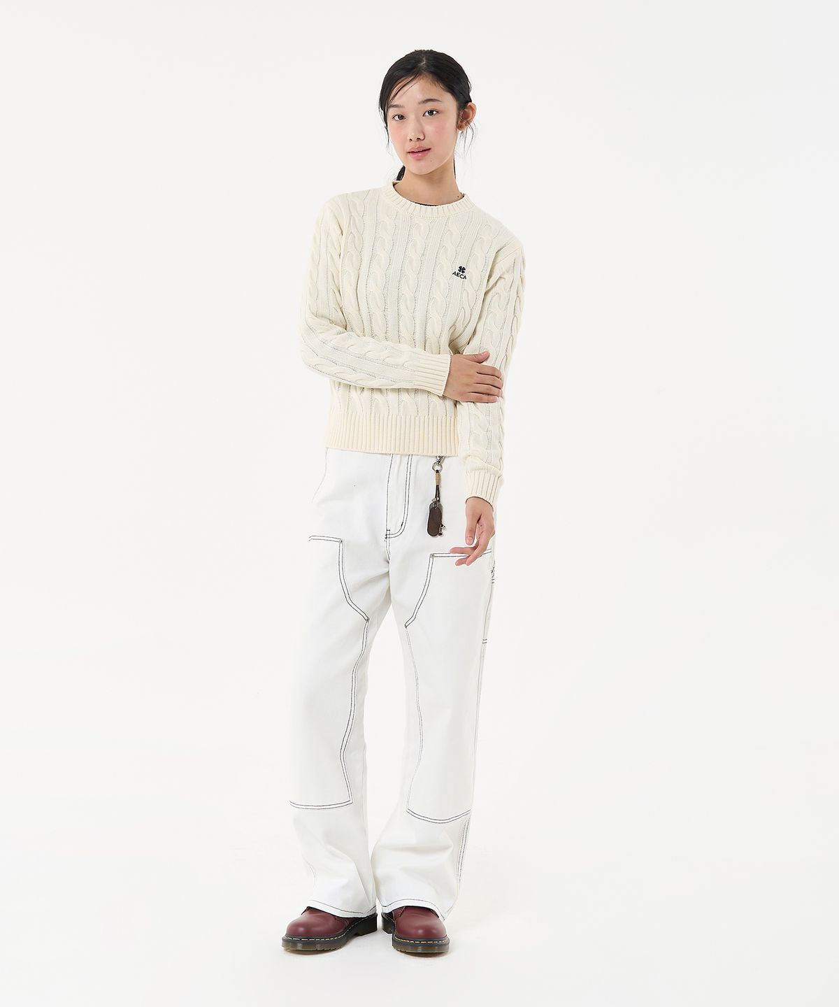 에이카화이트(AECA) AECA CLOVER CASUAL CABLE KNIT-IVORY