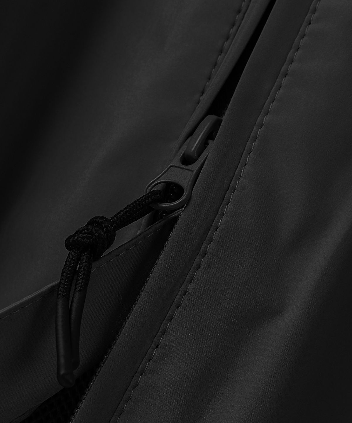 디미트리블랙(DIMITRI BLACK) VLAD 2WAY 미니멀 LOGO 후드 윈드브레이커_블랙