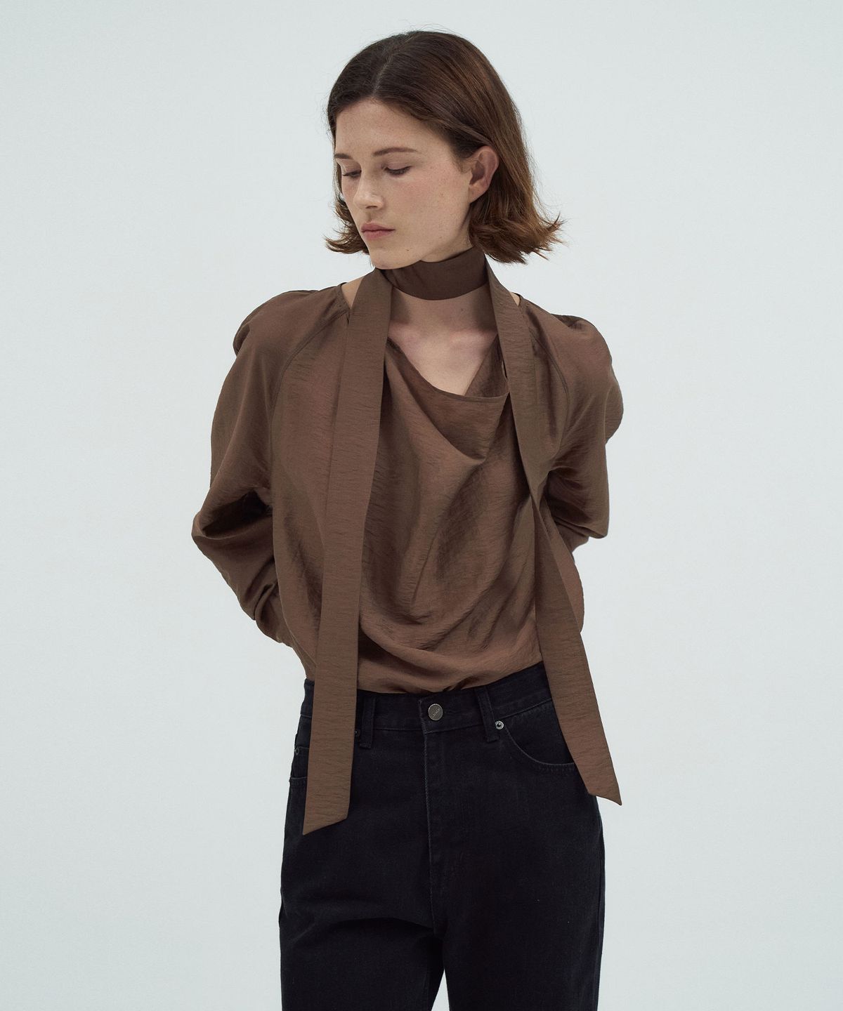 라메레이(LAMEREI) Drape Tie Blouse[LMBEAUSH312]-2color