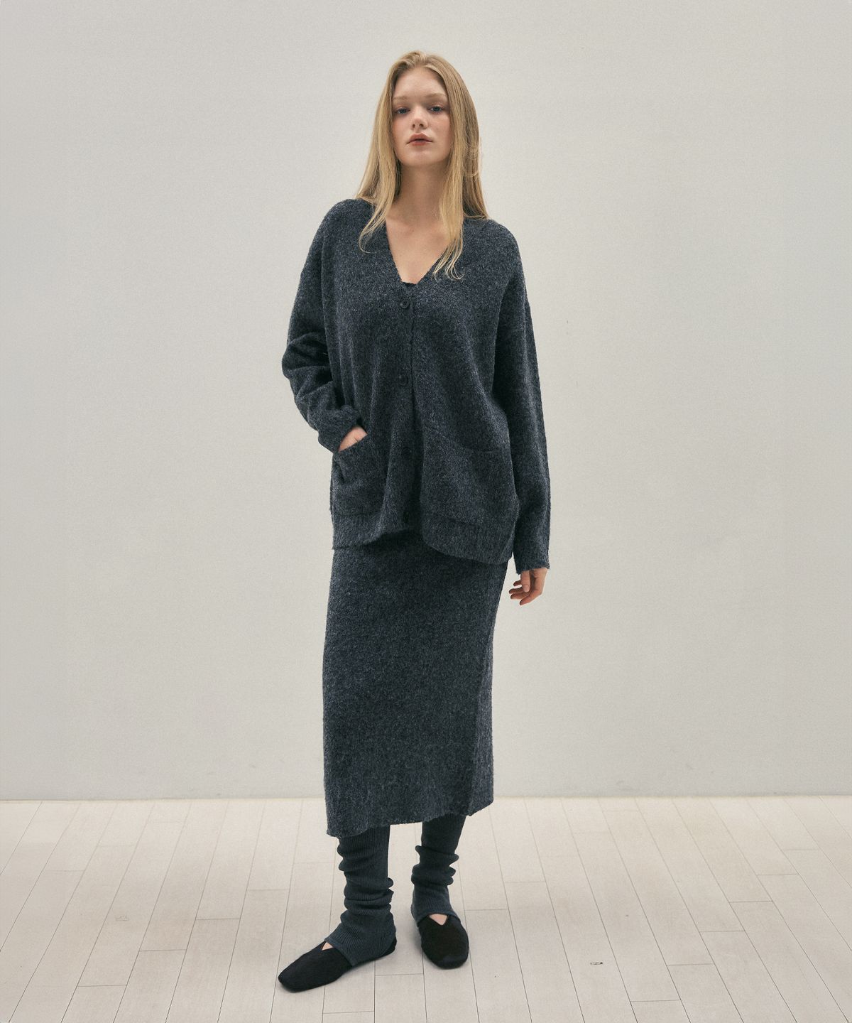 씨타(CITTA) Comfort Wool Long Knit Dress_CTOP712(Charcoal)