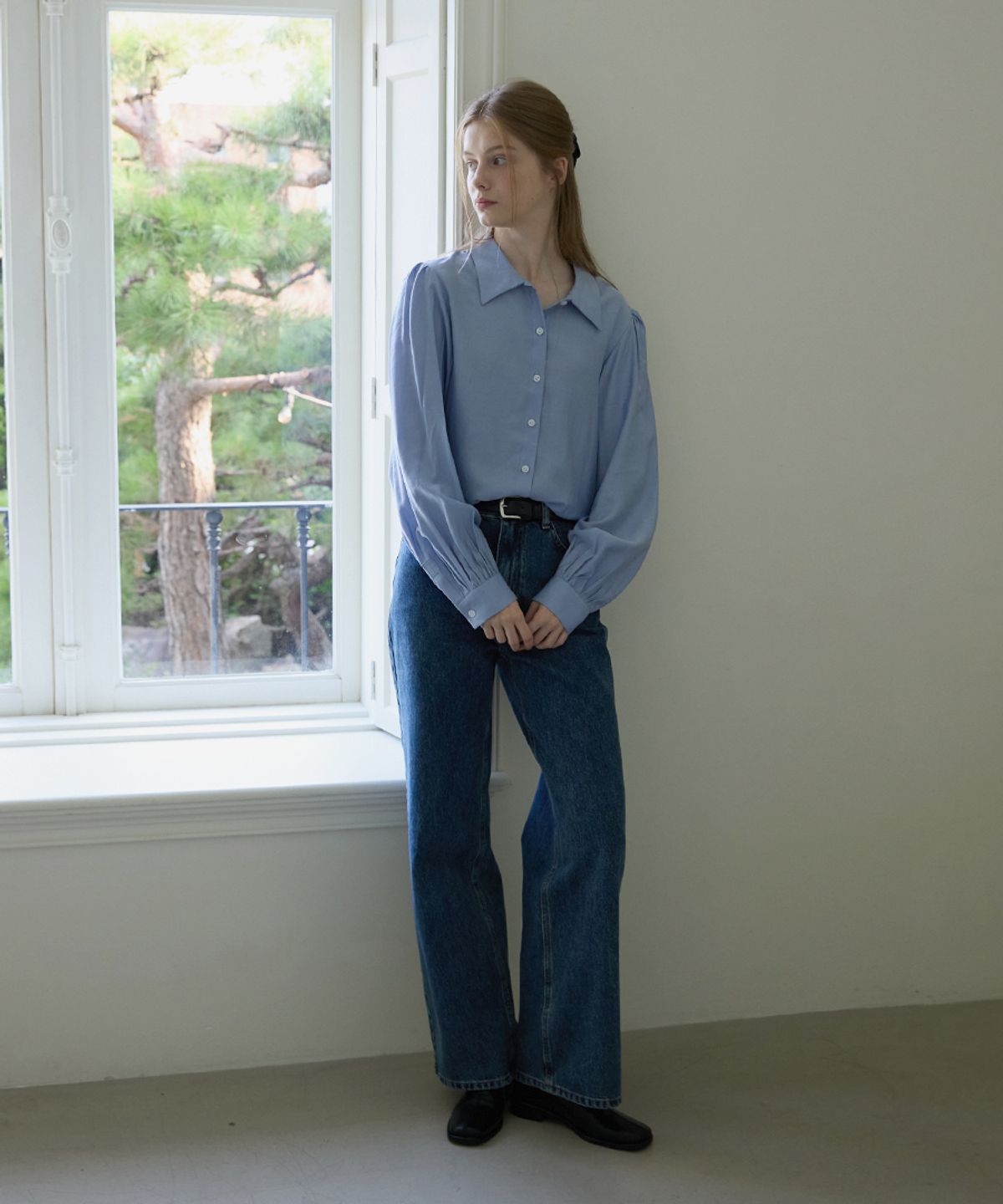 에드워드벌룬(EDWARD BALLOON) Shirring Blouse - Sky Blue
