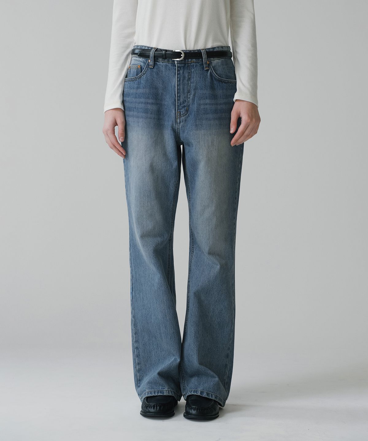 시야쥬(SIYAZU) SIJN6099 90s 부츠 컷 페이드 데님_Medium blue