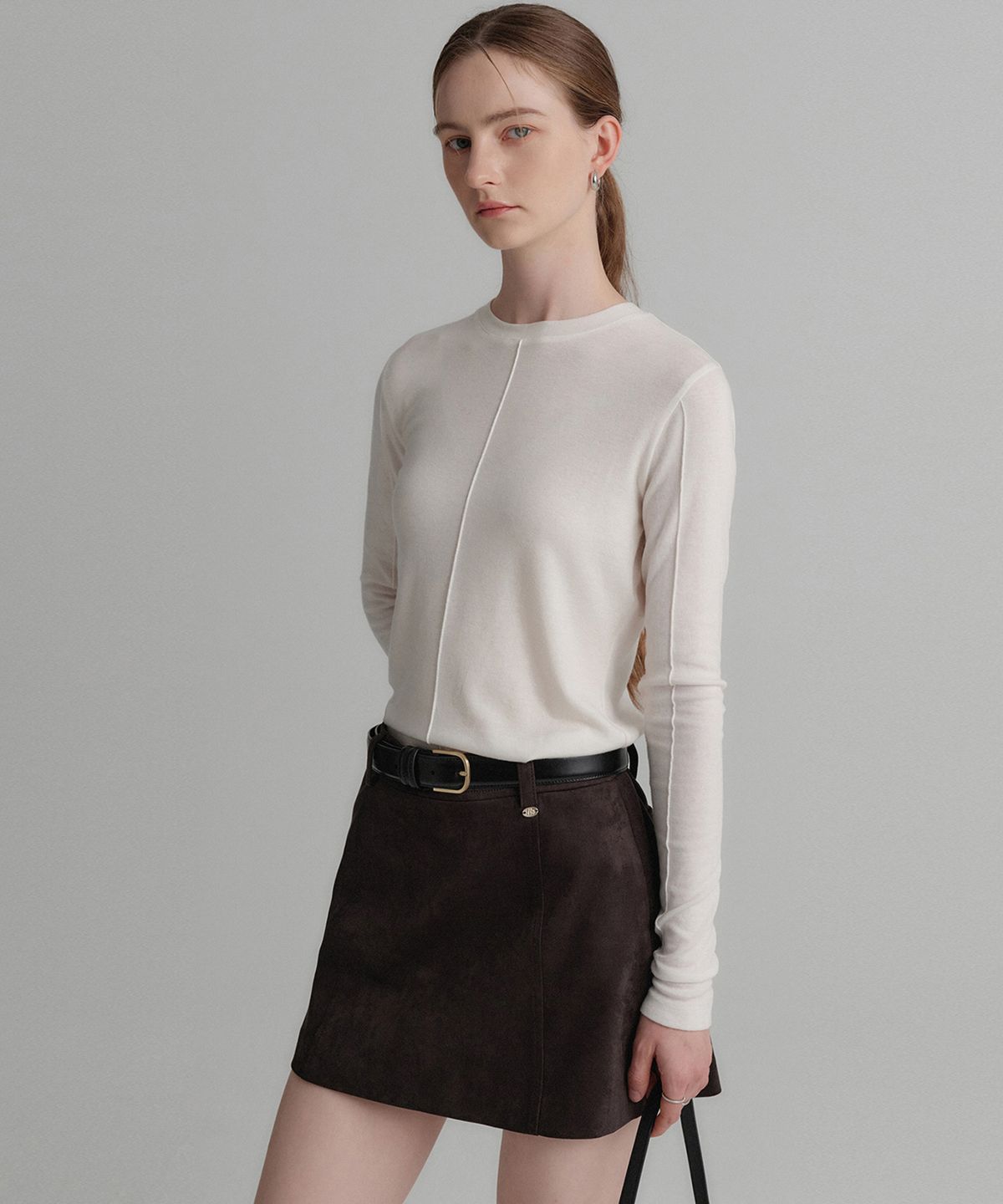 룩캐스트(LOOKAST) 아멜라 울 슬림 핏 탑 / AMELA WOOL SLIM FIT TOP_3colors
