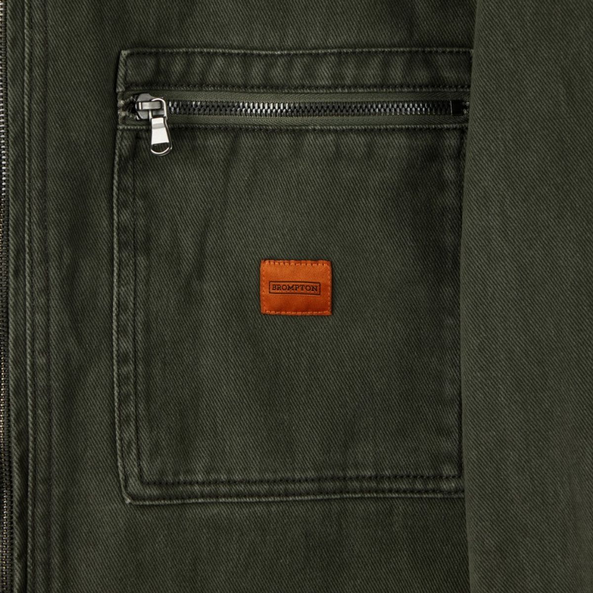 브롬톤 런던(BROMPTON LONDON) DENIM ZIP-UP JACKET - KHAKI (P253MJK461)