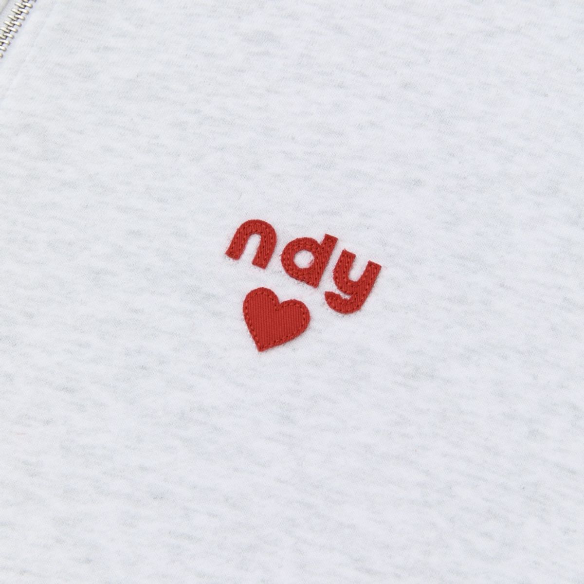 엔디와이(NDY) 하트 로고 후디 집업 멜란지화이트