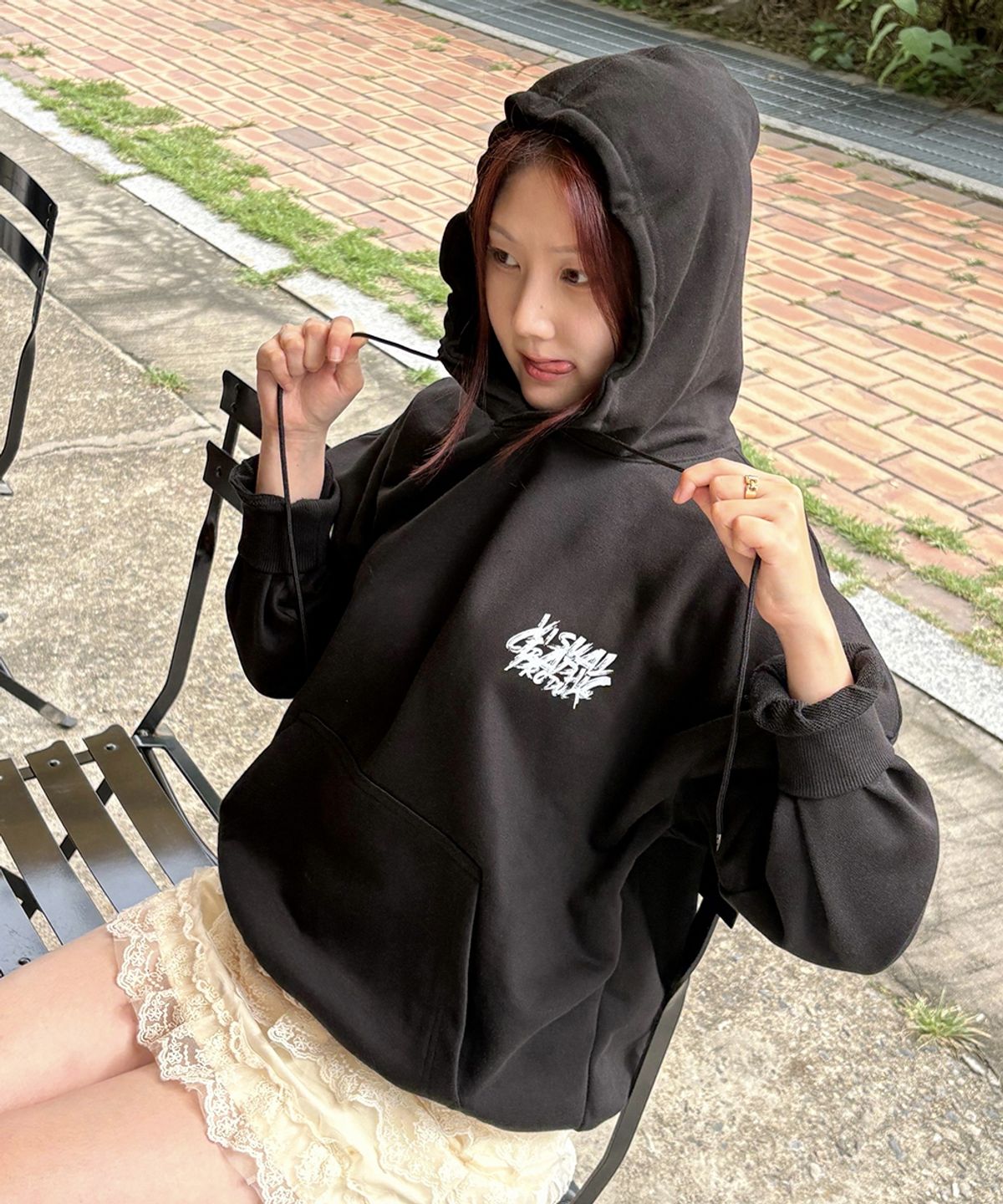 바이엘(BY.L) 페인티드 그래피티 후드 블랙