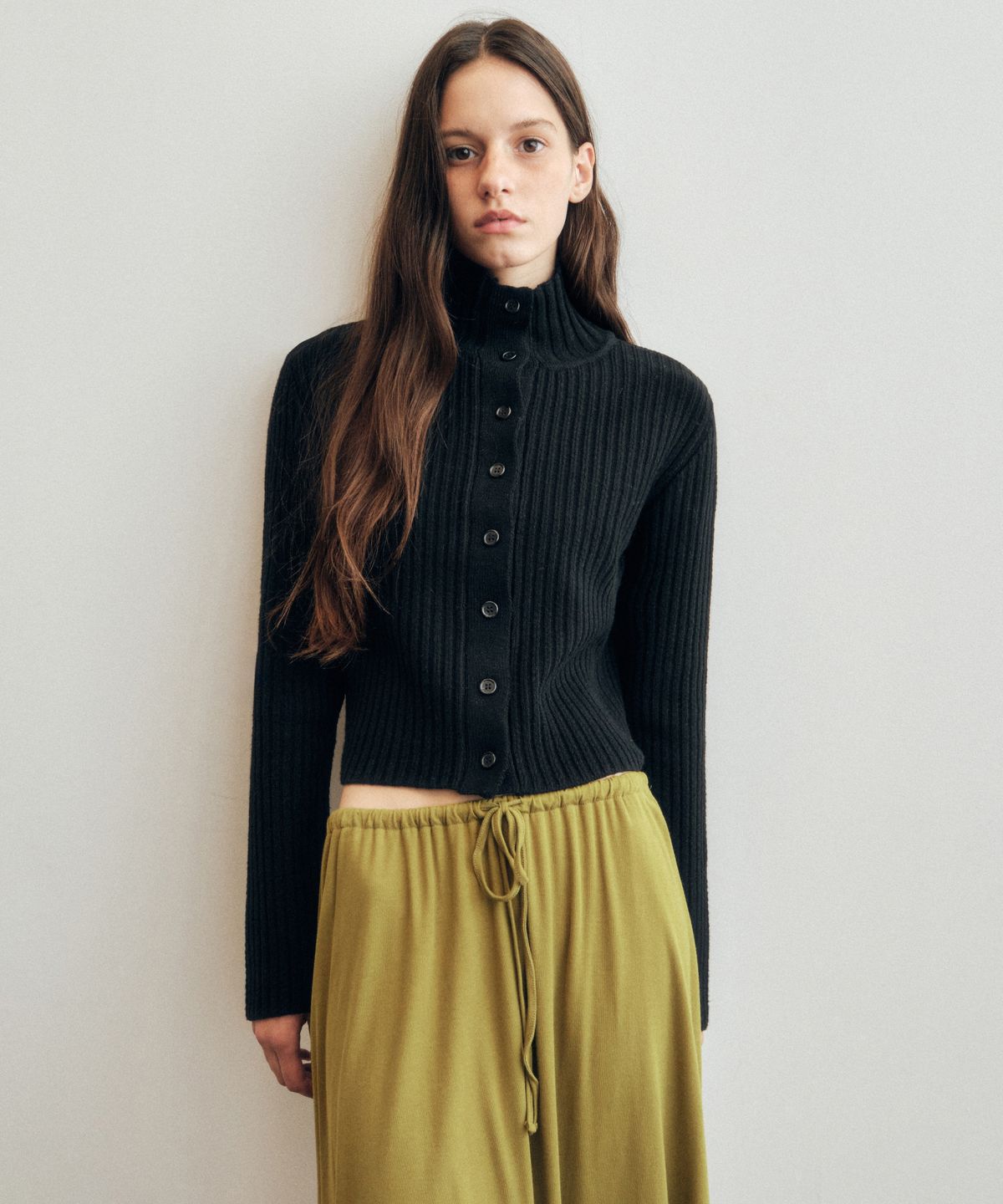 씨타(CITTA) Essential Soft High Neck Knit Cardigan_CTK242(Black)