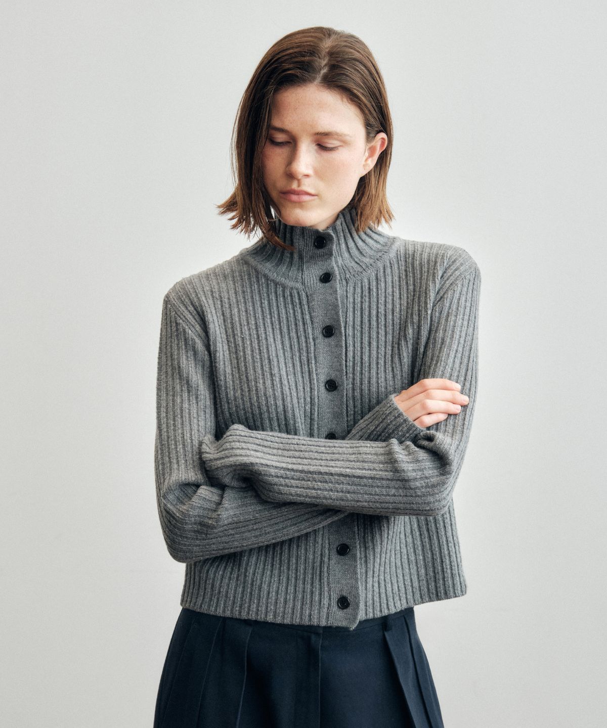 씨타(CITTA) Essential Soft High Neck Knit Cardigan_CTK242(Grey)