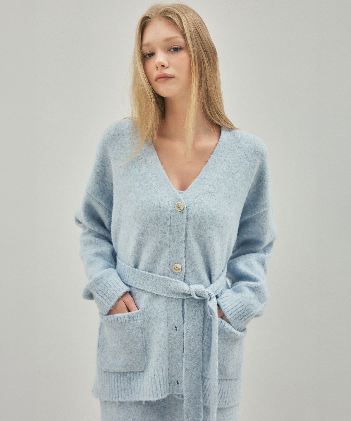 씨타(CITTA) Soft Wool Over Hairy Knit Cardigan_CTK234(Sky Blue)
