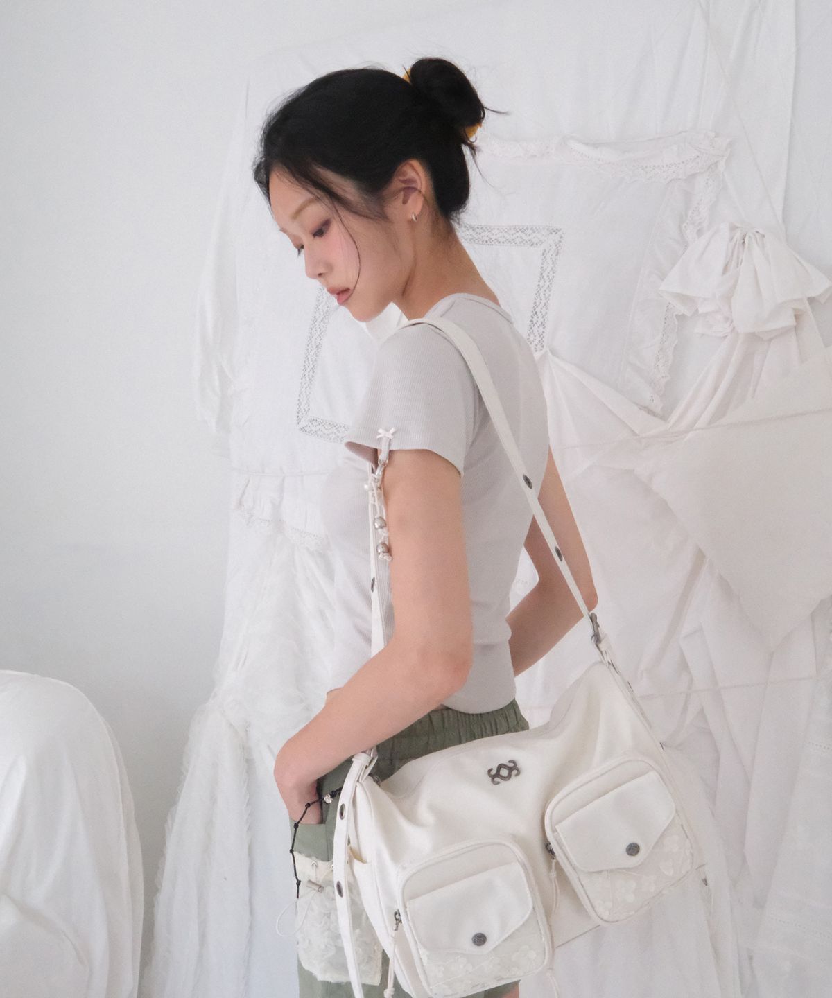 시월107(SIWL107) Bonnie T-Shirt (Light Green)