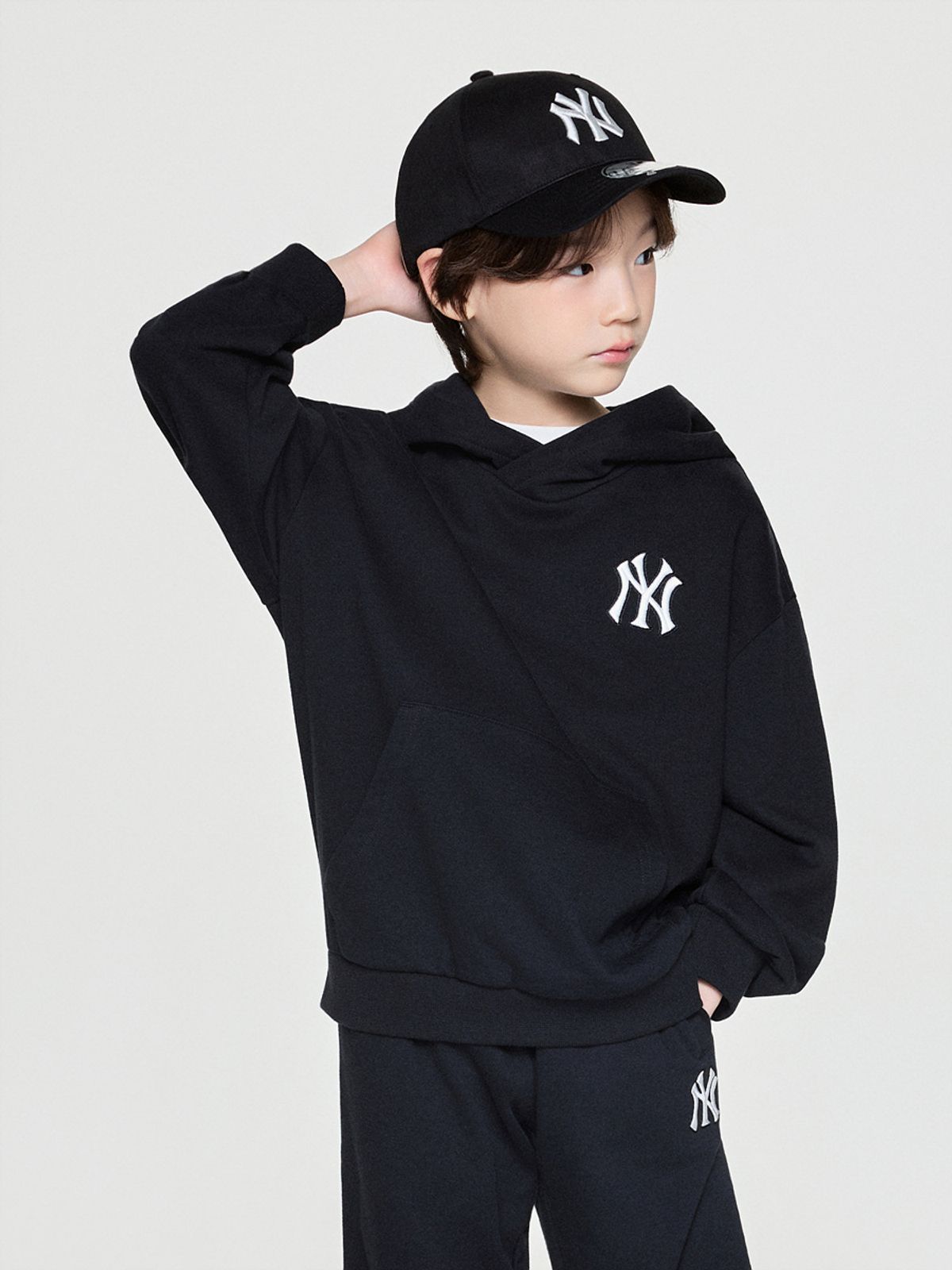 엠엘비 키즈(MLB KIDS) 베이직 스몰로고 후드 NY (Black)