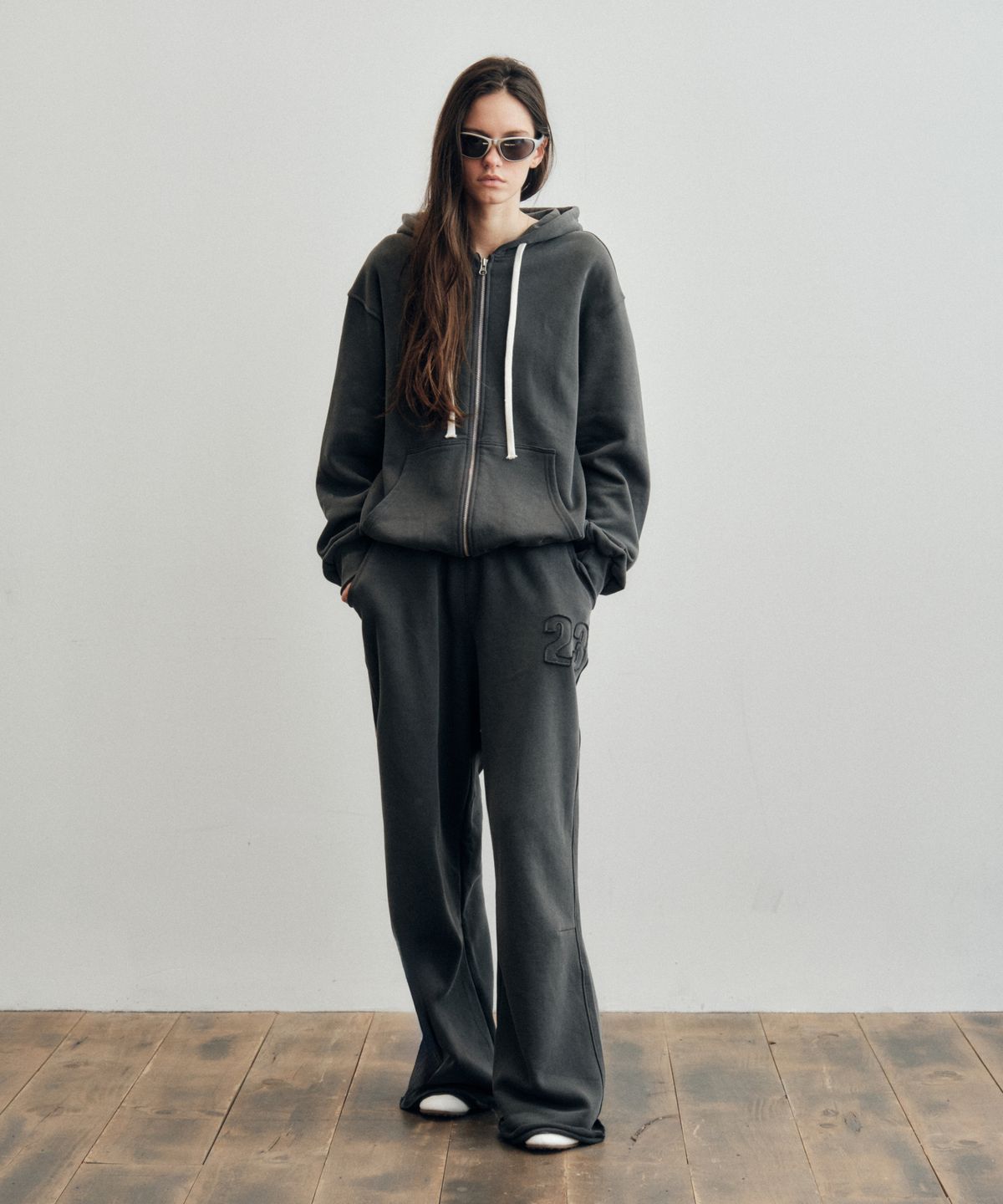 씨타(CITTA) Every Day Logo Stitch Hoodie Zip-up_CTO142(Charcoal)