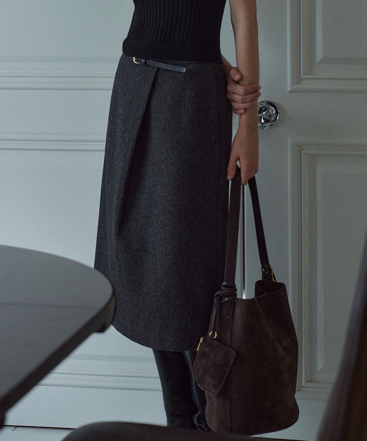 라메레이(LAMEREI) One-tuck Midi Skirt[LMBEAUSK406]-2color