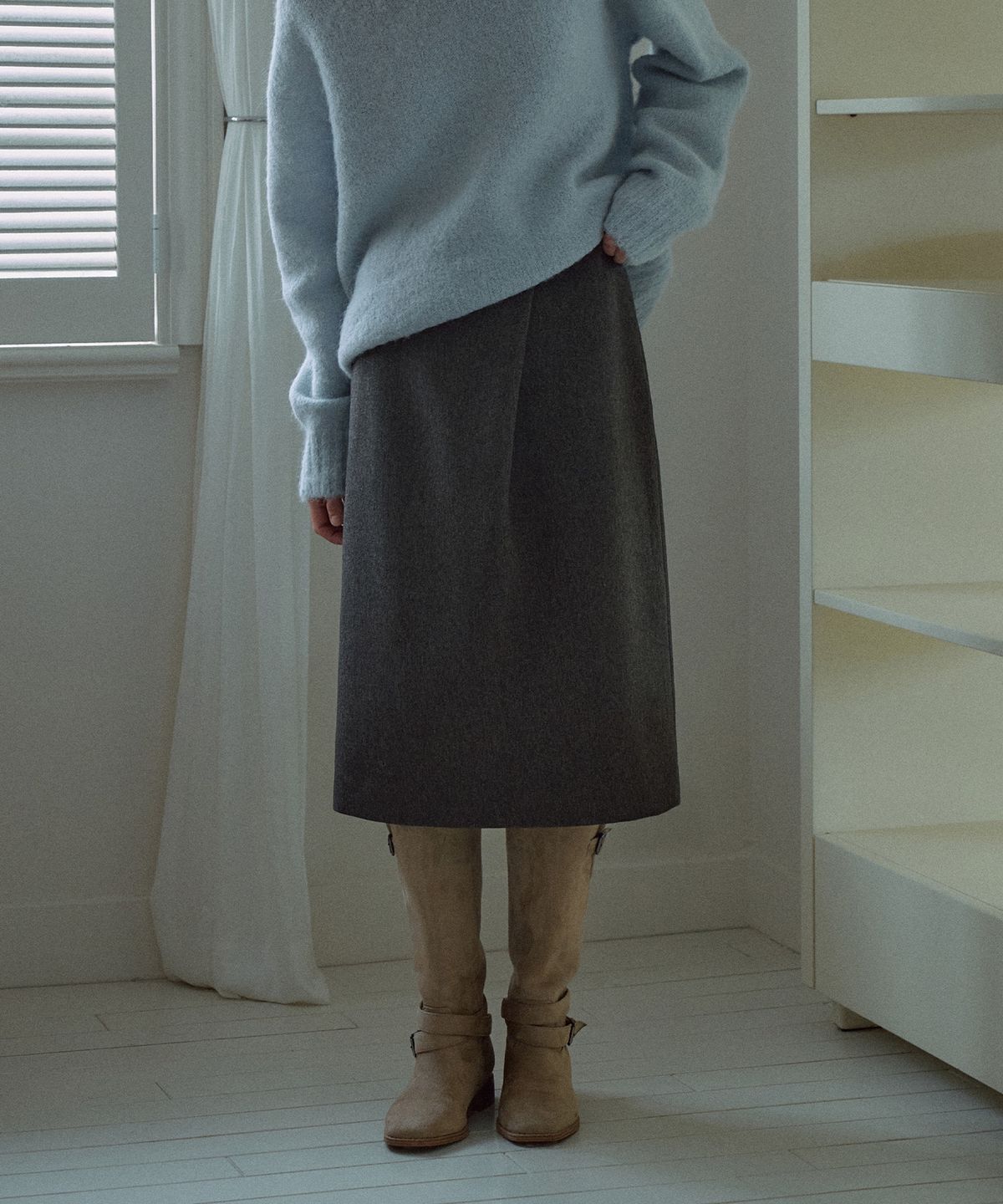 라메레이(LAMEREI) One-tuck Midi Skirt[LMBEAUSK406]-2color