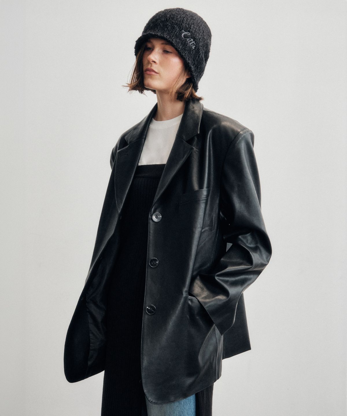 씨타(CITTA) Essential OverFit Leather Blazer Jacket_CTO140(Black)