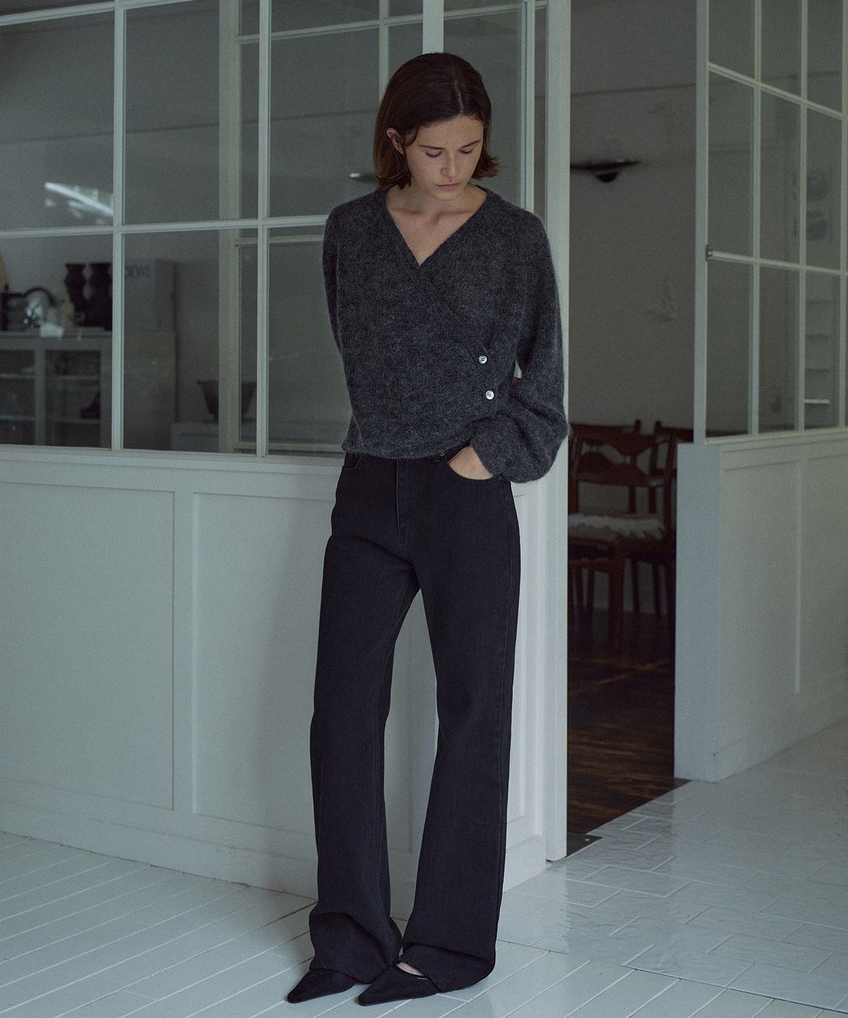 라메레이(LAMEREI) [기장선택]Semi Boot-cut Denim Pants[LMBFAU24DN4123]-Black