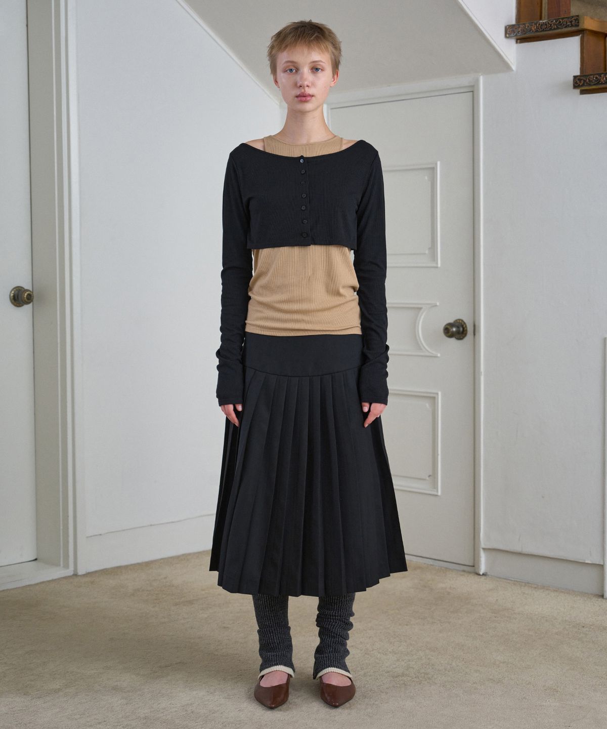 시메트릭 퍼센트(SYMMETRICPERCENT) Halter Layered Cardigan / Black