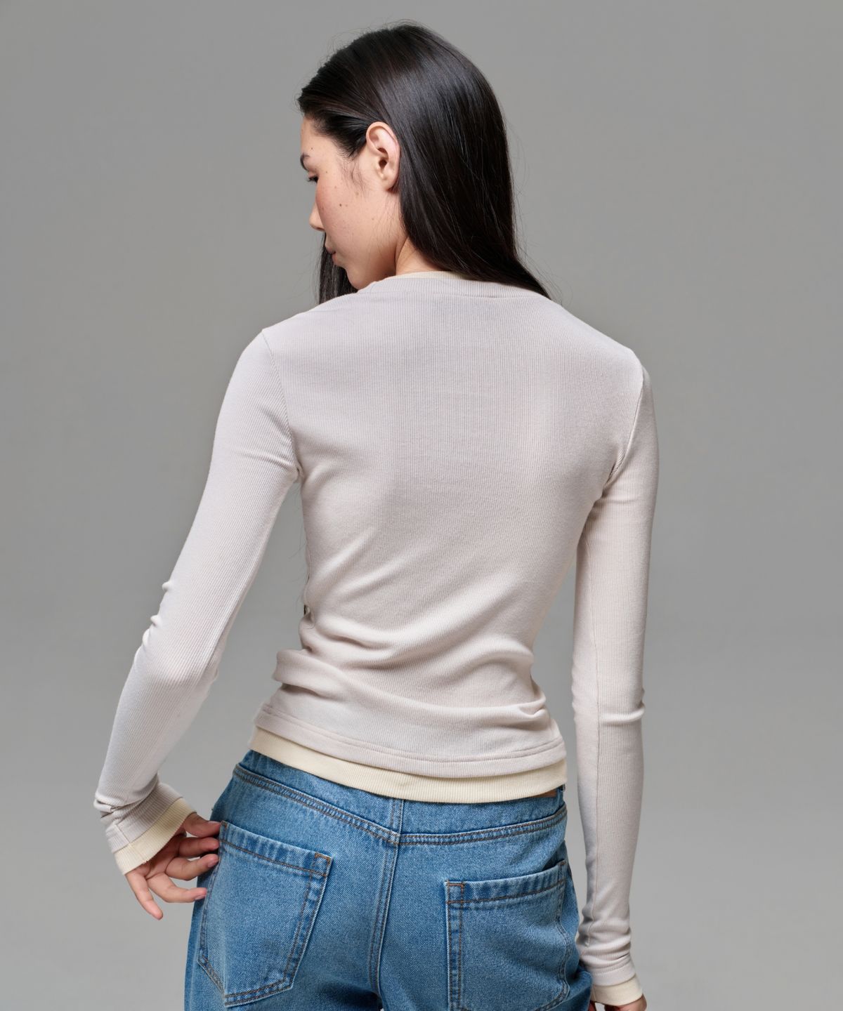 이알에이(ERA) WOMEN COLOR LAYERED SLIM RIB T - DUSTY CUSTARD