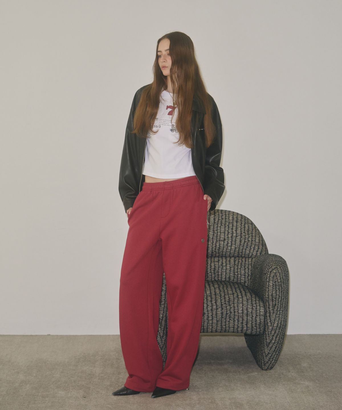 레더리(LEATHERY) 에센셜 스웨트 팬츠 [4COLOR]