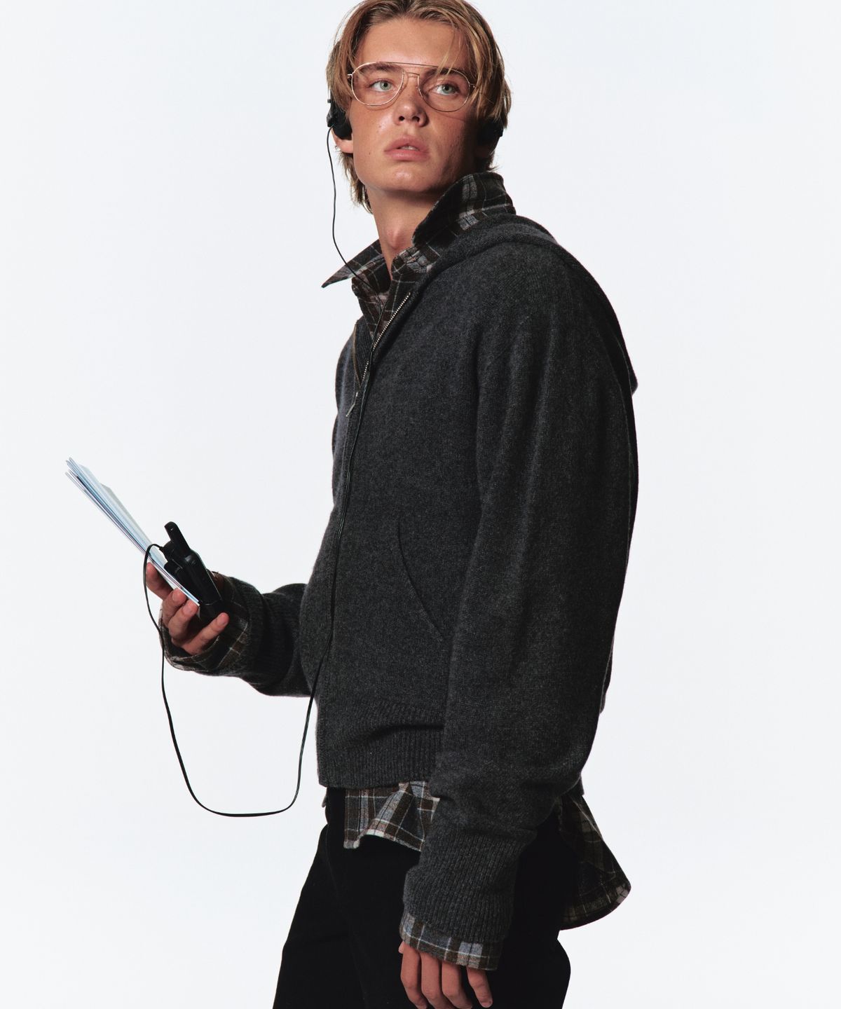 이알에이(ERA) MEN CASHMERE BLEND ZIP KNIT HOODIE - CHARCOAL GRAY