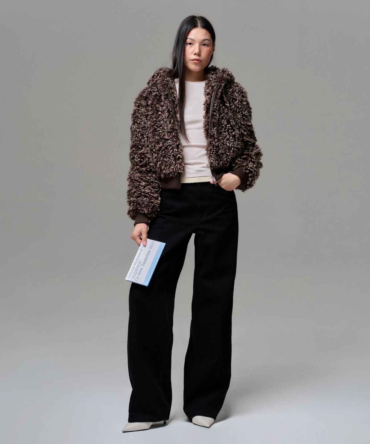 이알에이(ERA) WOMEN ERA STRAIGHT FIT DENIM PANTS - BLACK