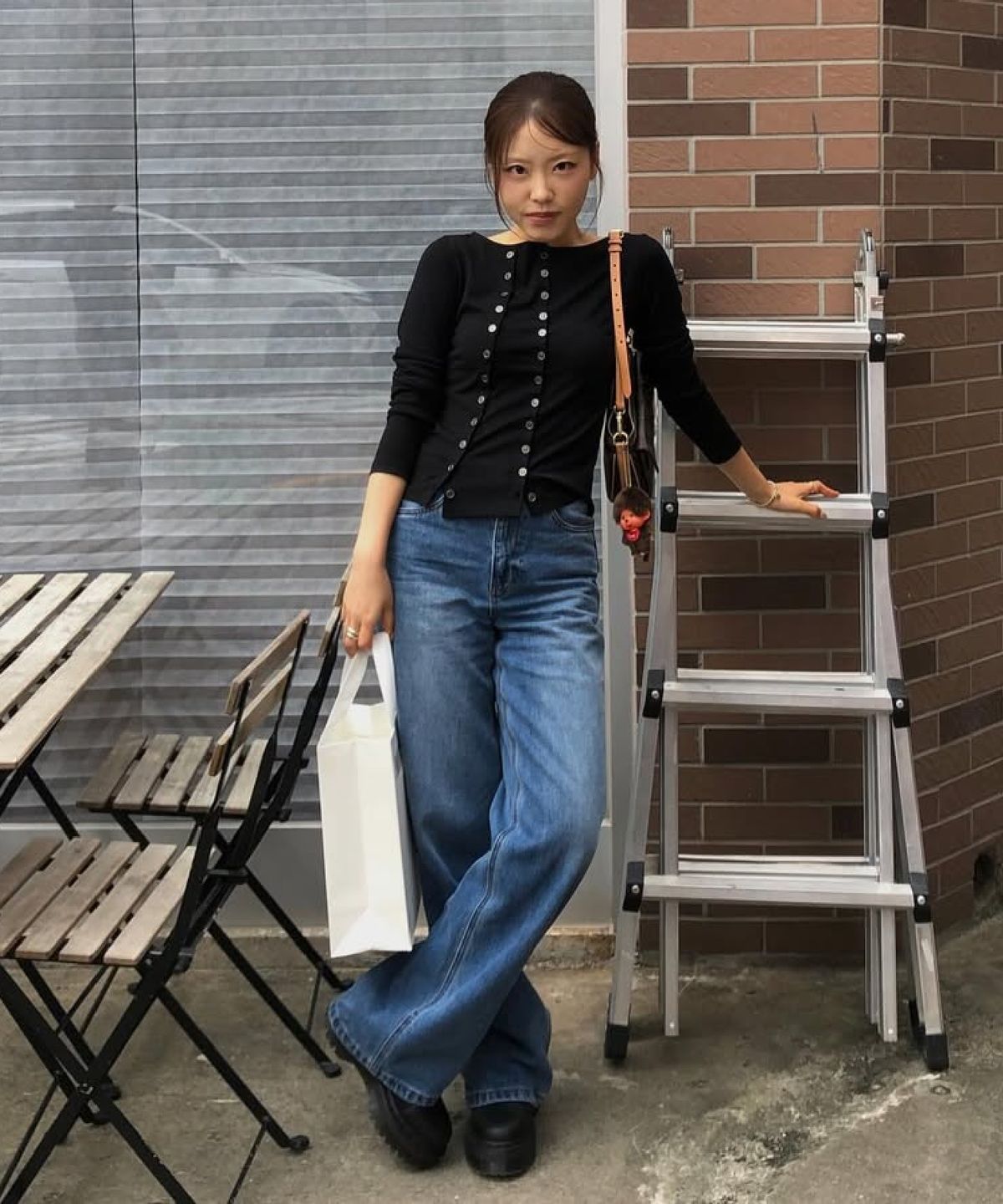 이알에이(ERA) WOMEN ERA STRAIGHT FIT DENIM PANTS - VINTAGE MID BLUE