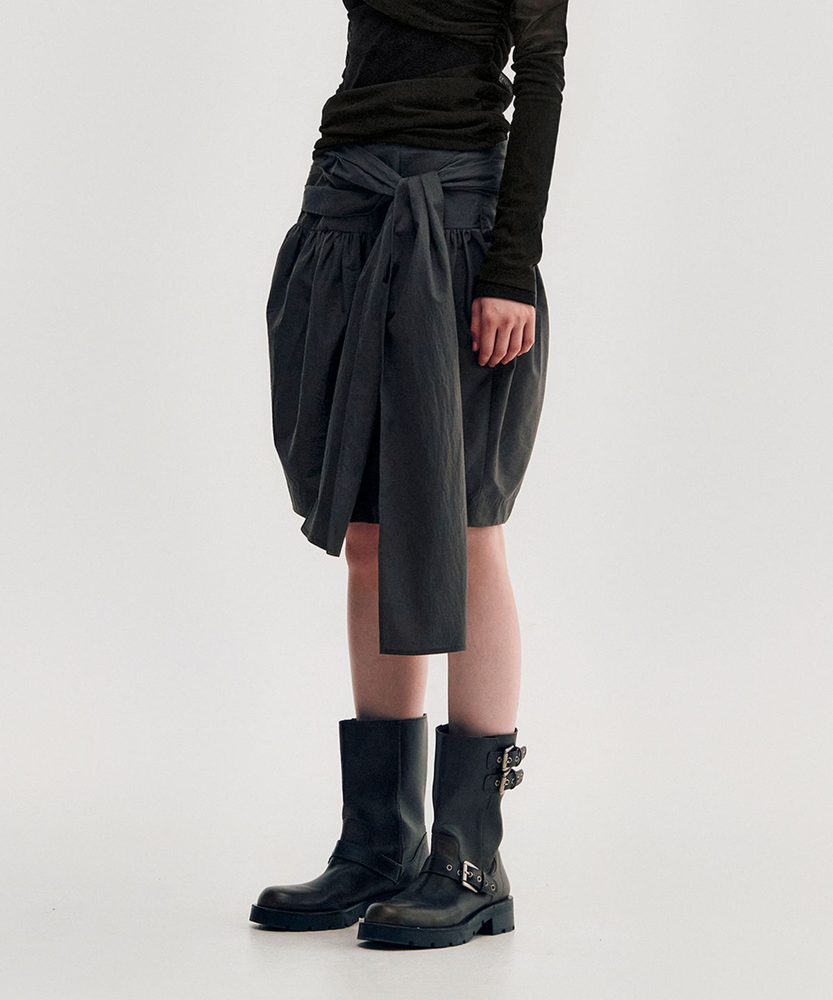 킴지수(KIMZISU) Pleated Tie Volume Skirt _ GREY