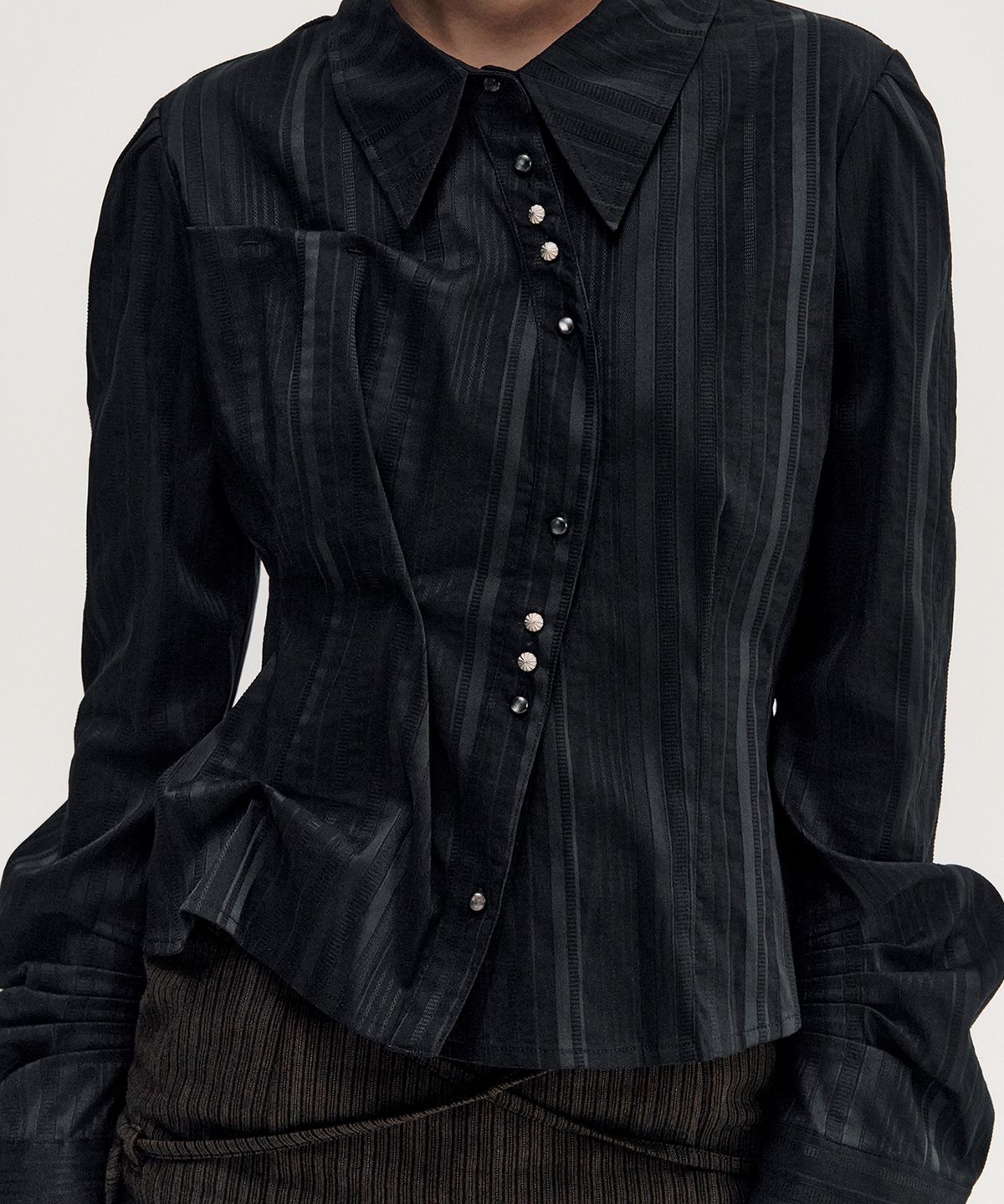 킴지수(KIMZISU) DOZI - Long Sleeve Button Up Shirt _ BLACK