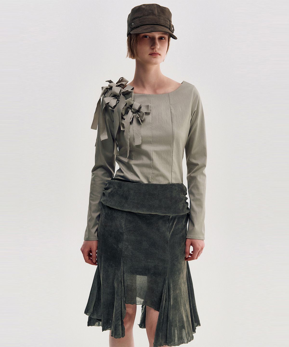 킴지수(KIMZISU) Raw Edge Ribbon Top _ GREY