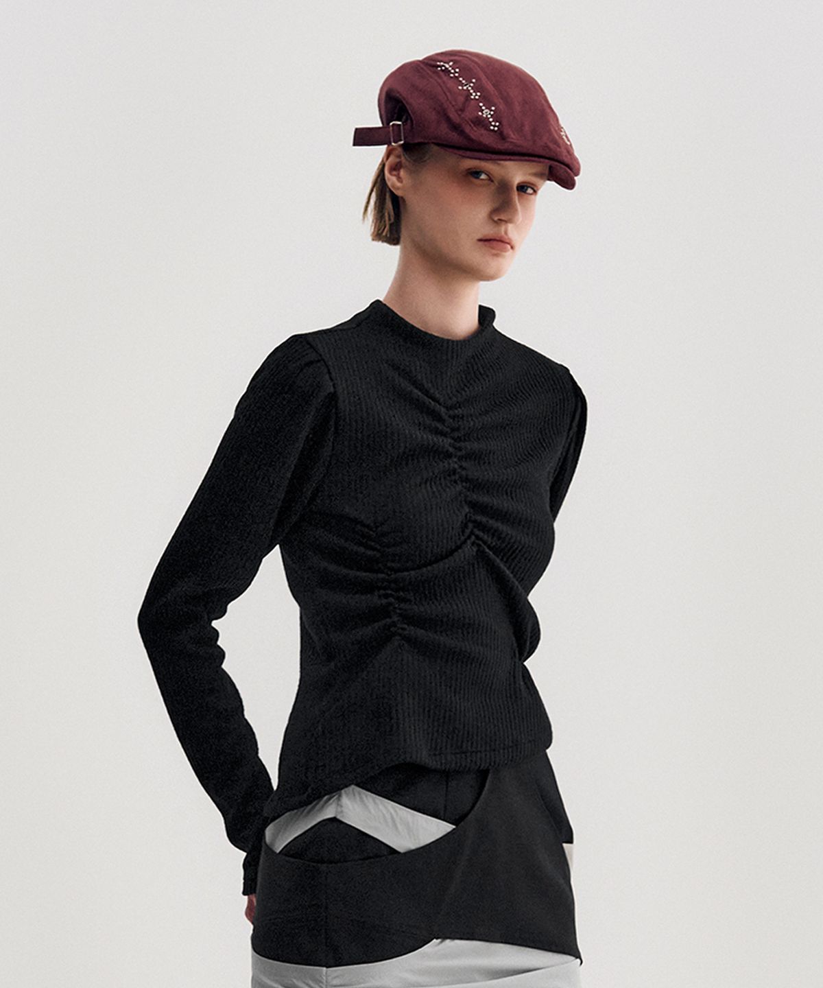 킴지수(KIMZISU) Ribbed Shirring Highneck Top _ BLACK