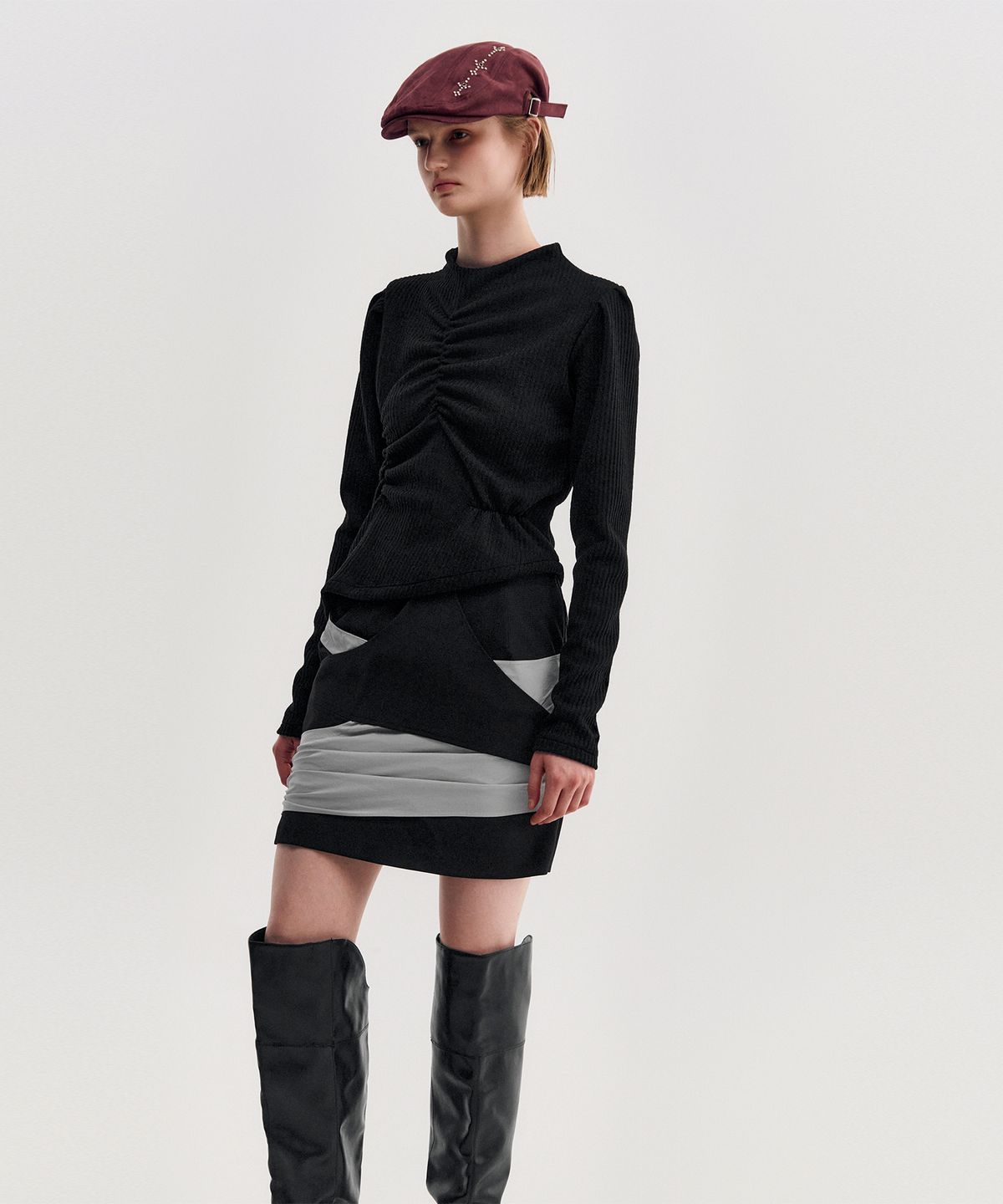 킴지수(KIMZISU) Ribbed Shirring Highneck Top _ BLACK