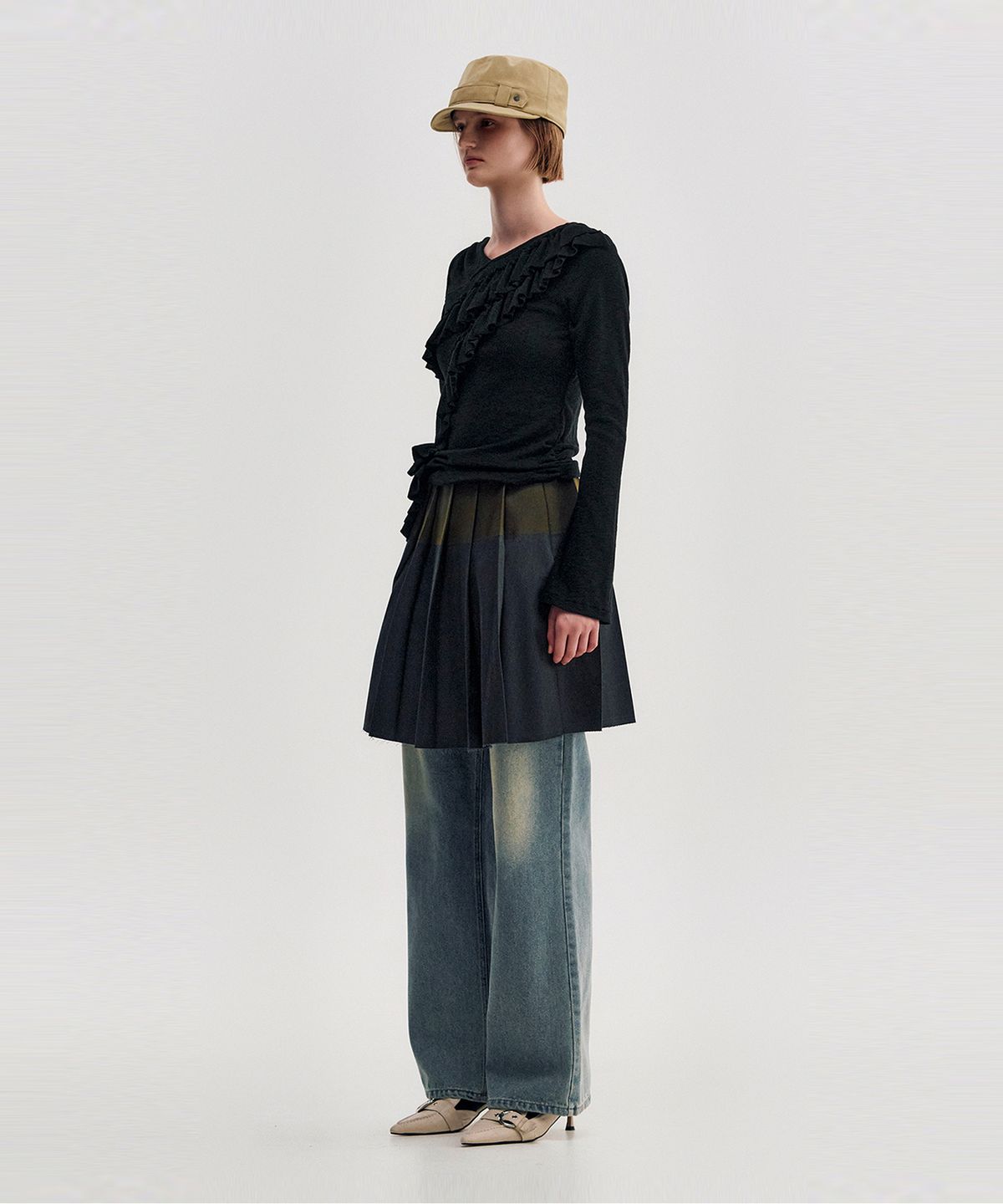 킴지수(KIMZISU) Diagonal Ruffle Jersey Top _ BLACK