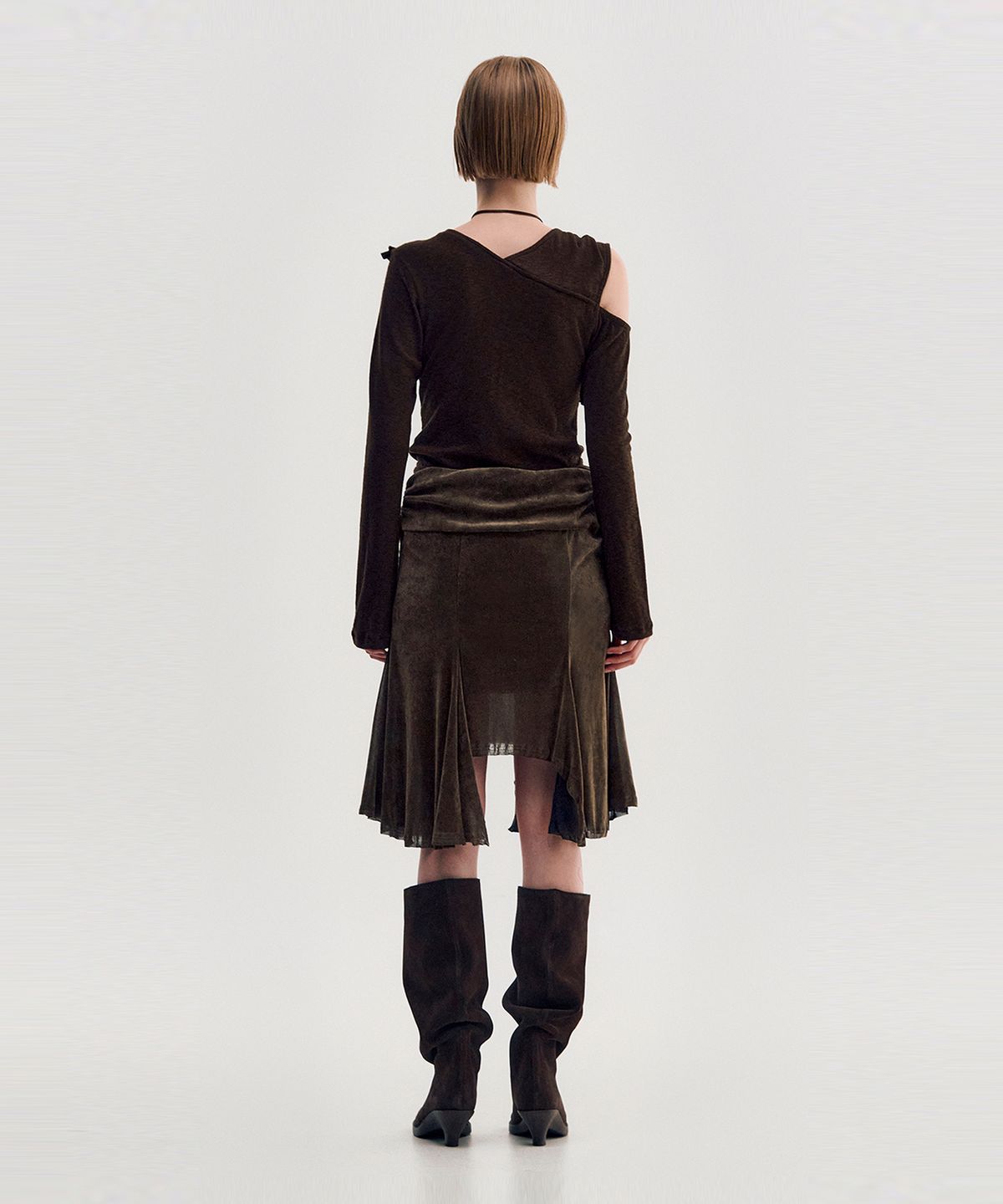 킴지수(KIMZISU) Diagonal Ruffle Jersey Top _ BROWN