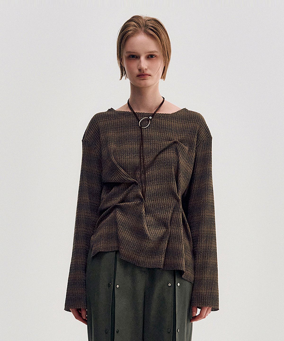 킴지수(KIMZISU) DOZI - Raw Edge Pinched Pullover _ BROWN